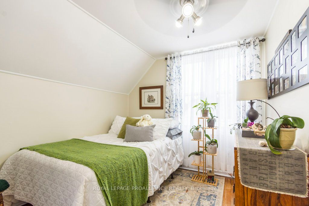 18 Wilson Crescent Property Photo 19