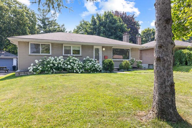 470 Beachwood Avenue Property Photo 3