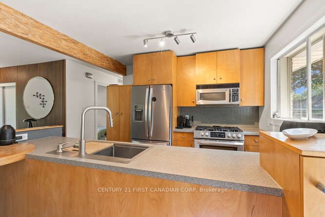 470 Beachwood Avenue Property Photo 12