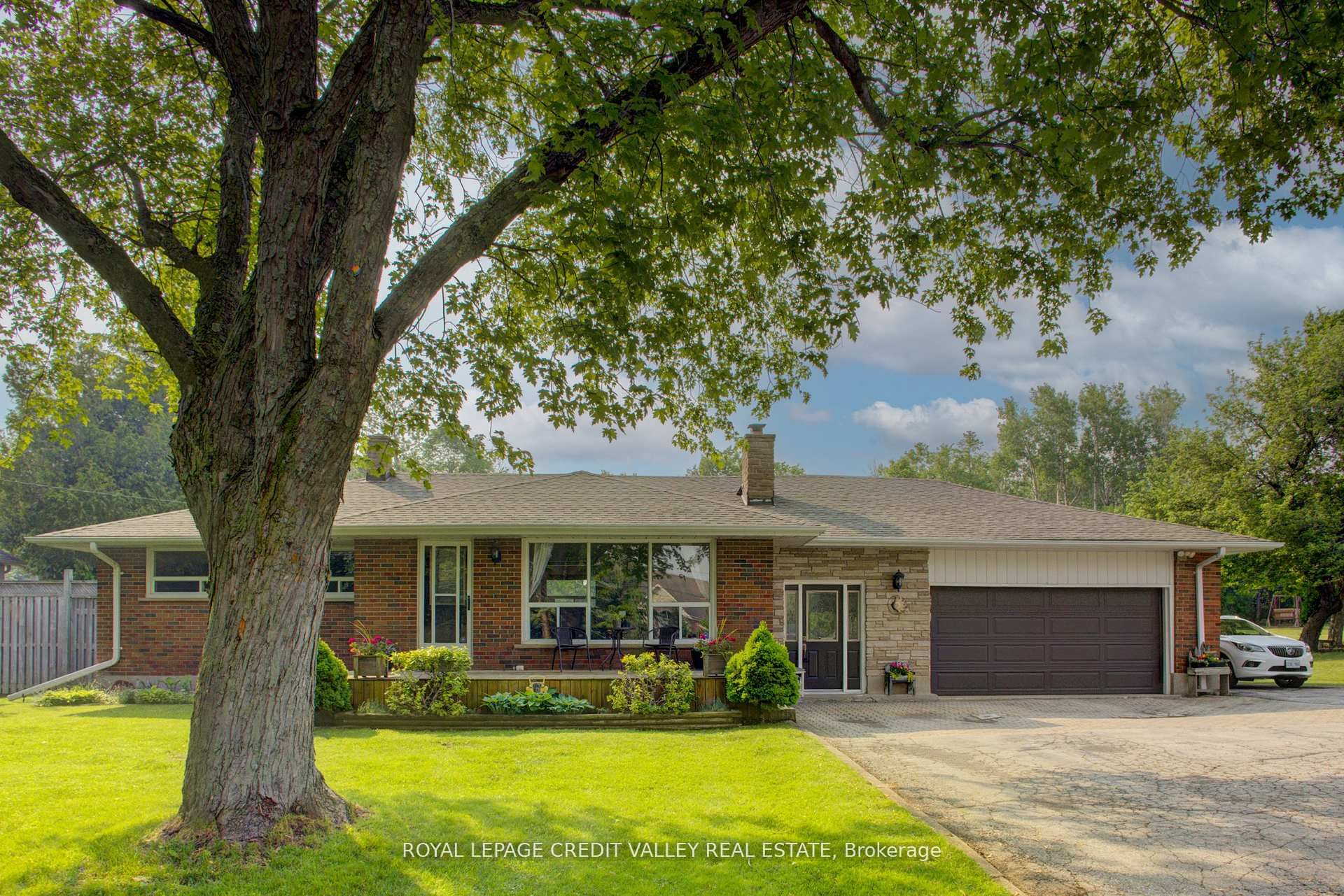 9468 Wellington Road 42 N/a Property Photo 1