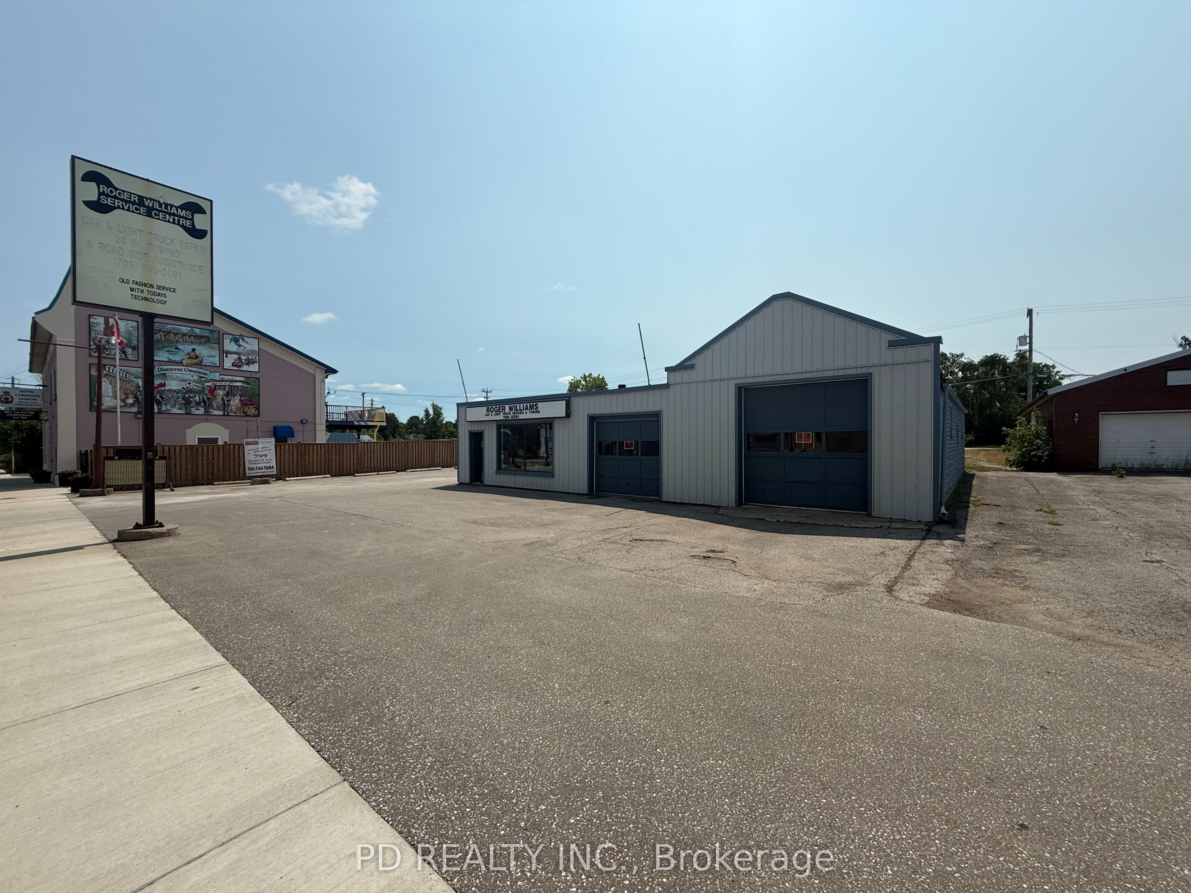 40 King Street Property Photo 1