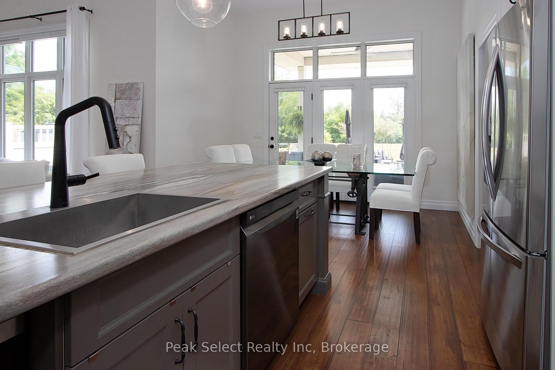 343 Tracy Street Property Photo 18