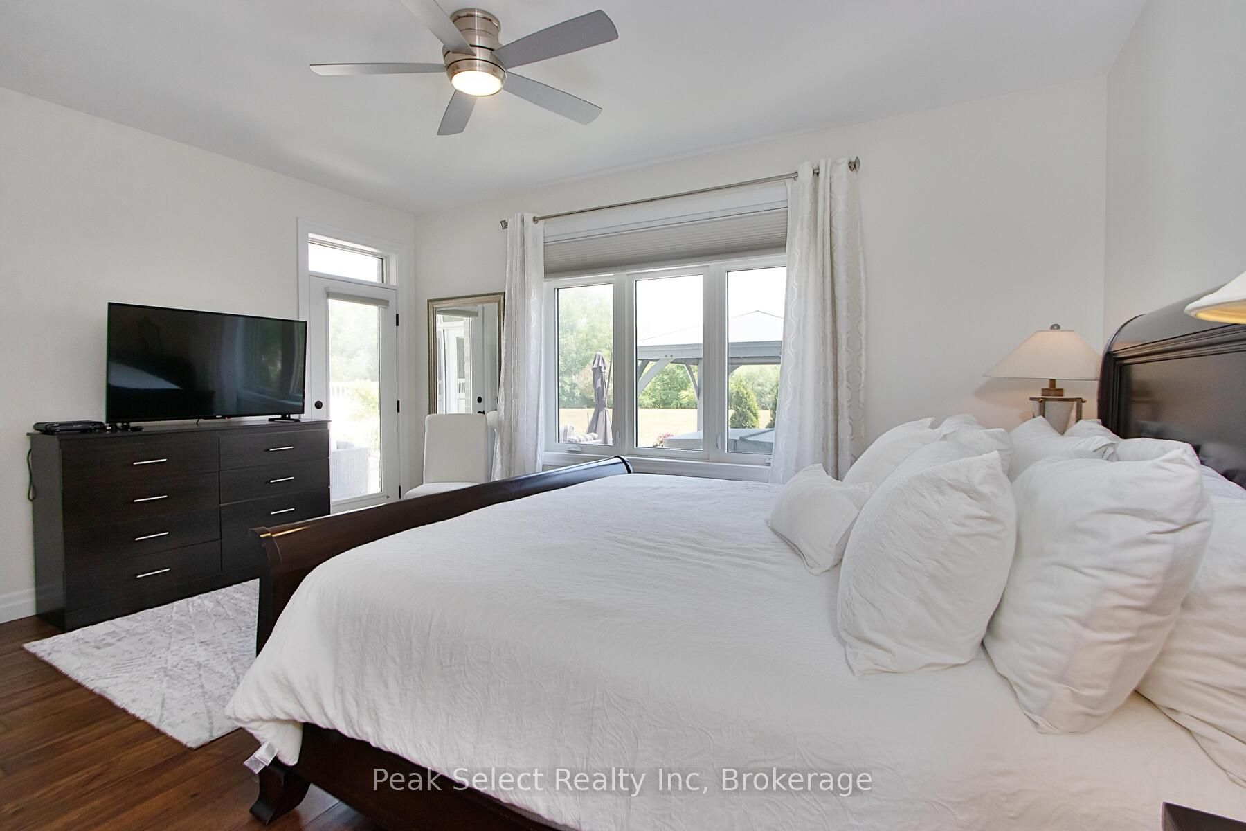 343 Tracy Street Property Photo 28