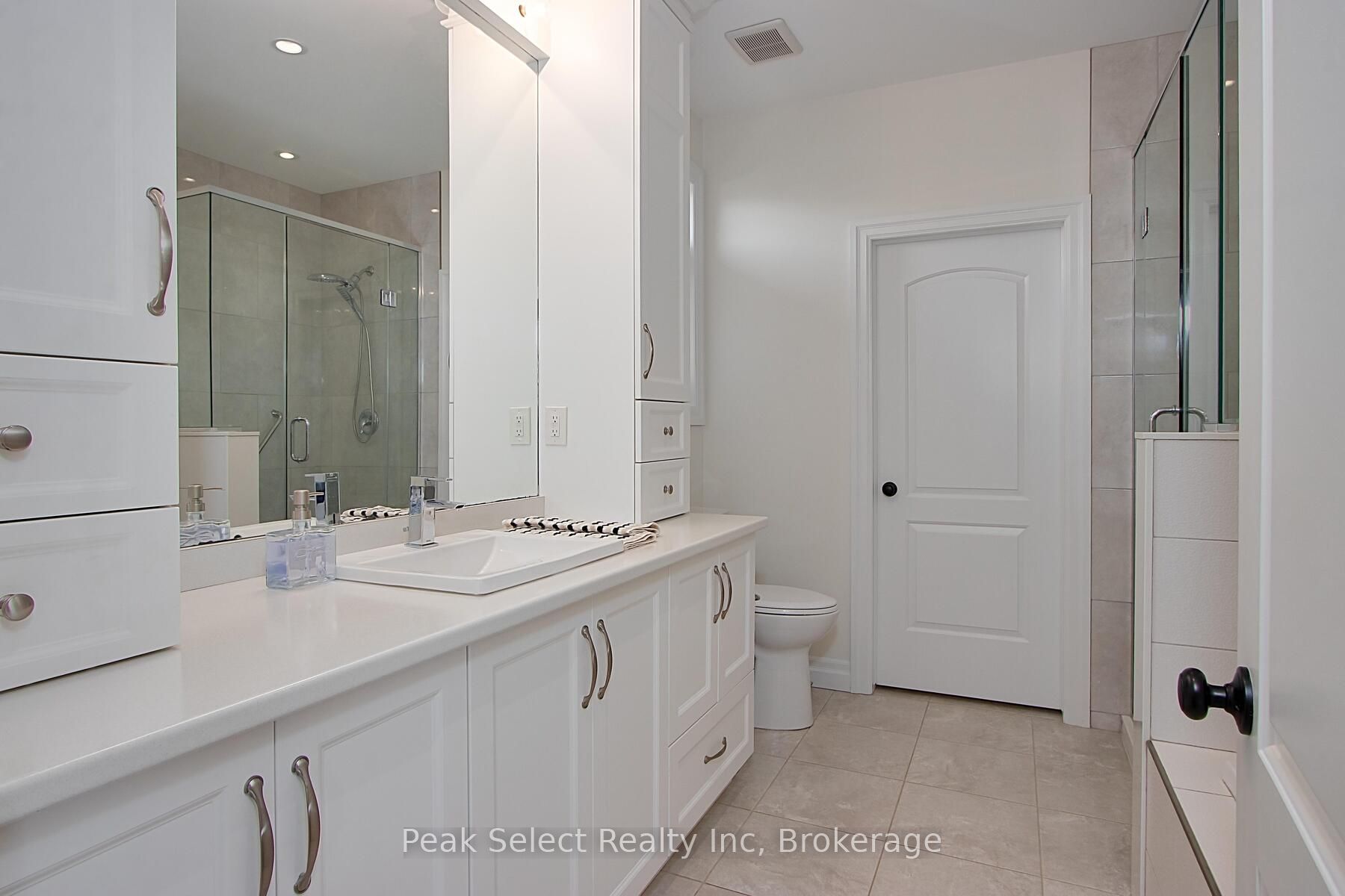 343 Tracy Street Property Photo 31