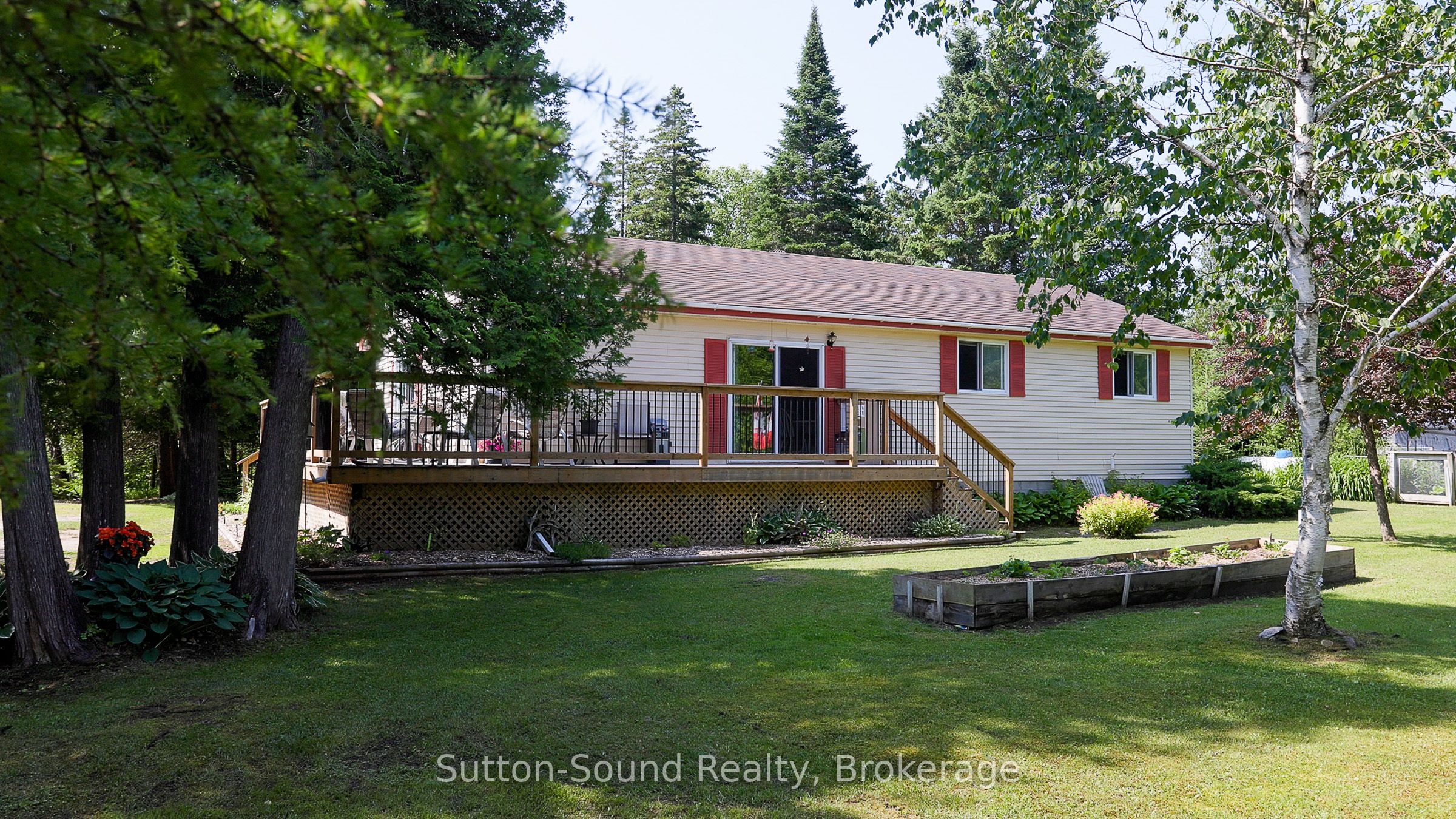 27 Whiskey Harbour Rd Property Photo 1