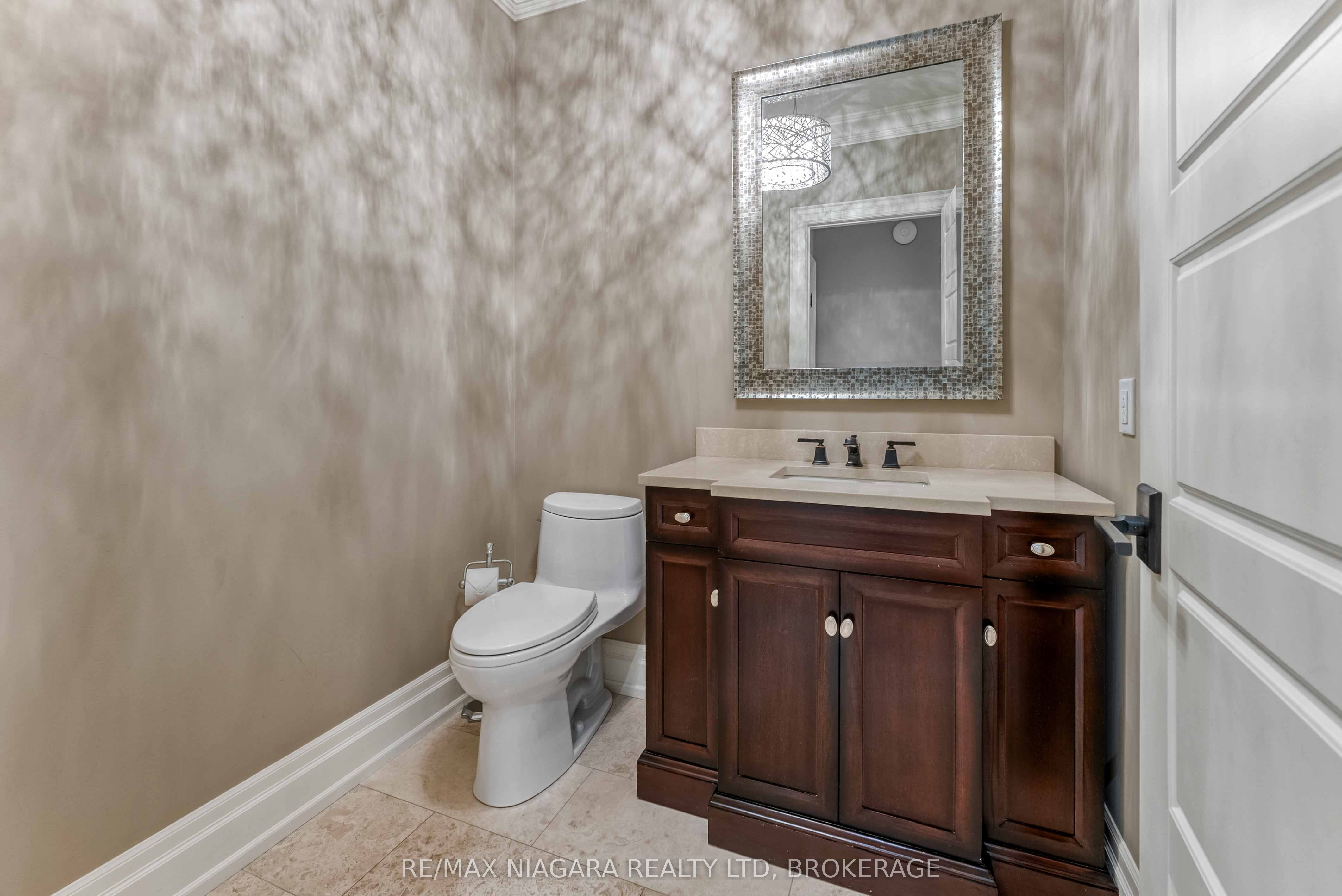 50 Sandalwood Crescent Property Photo 6