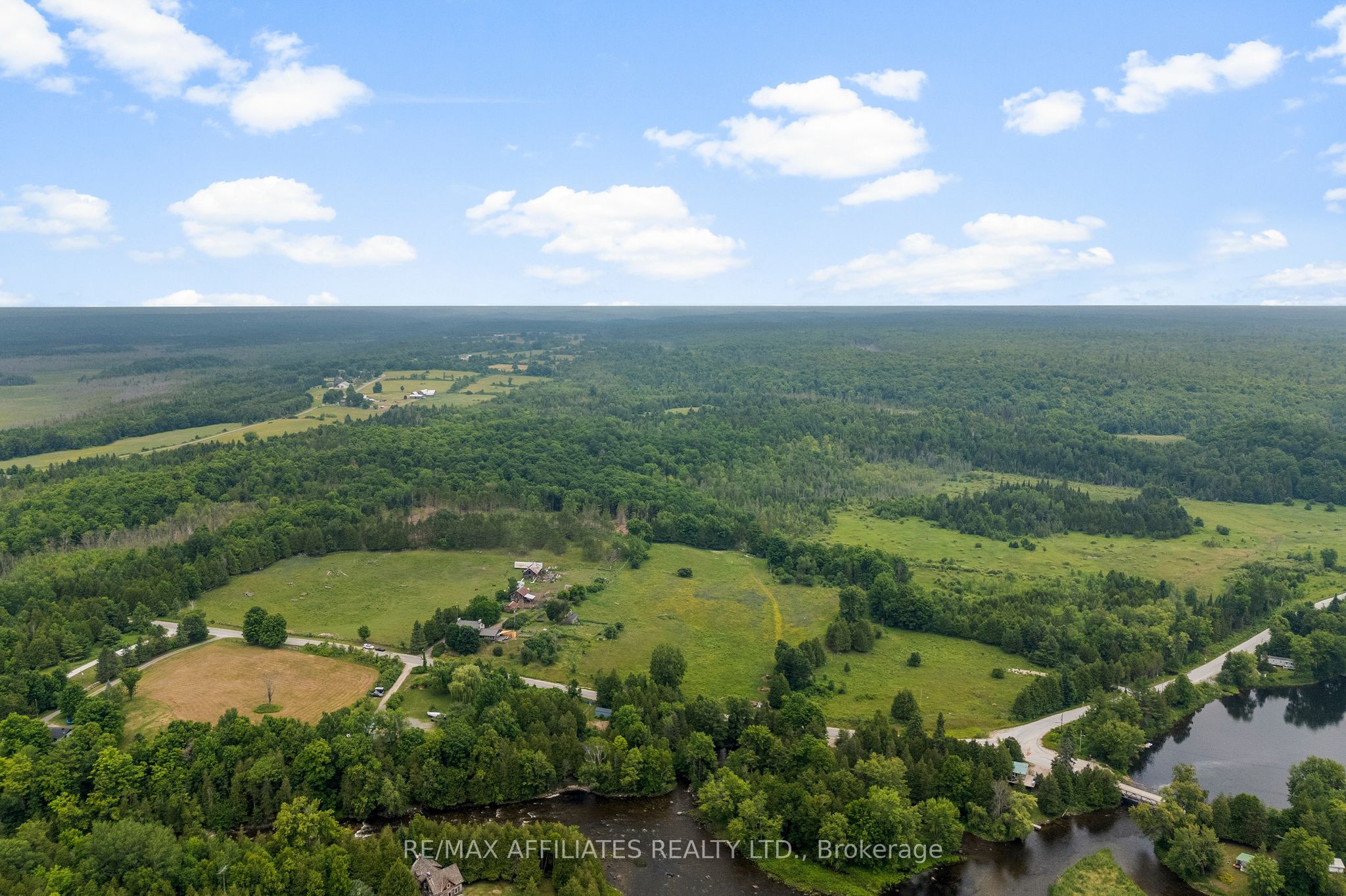 1415 Sheridan Rapids Road Property Photo 45