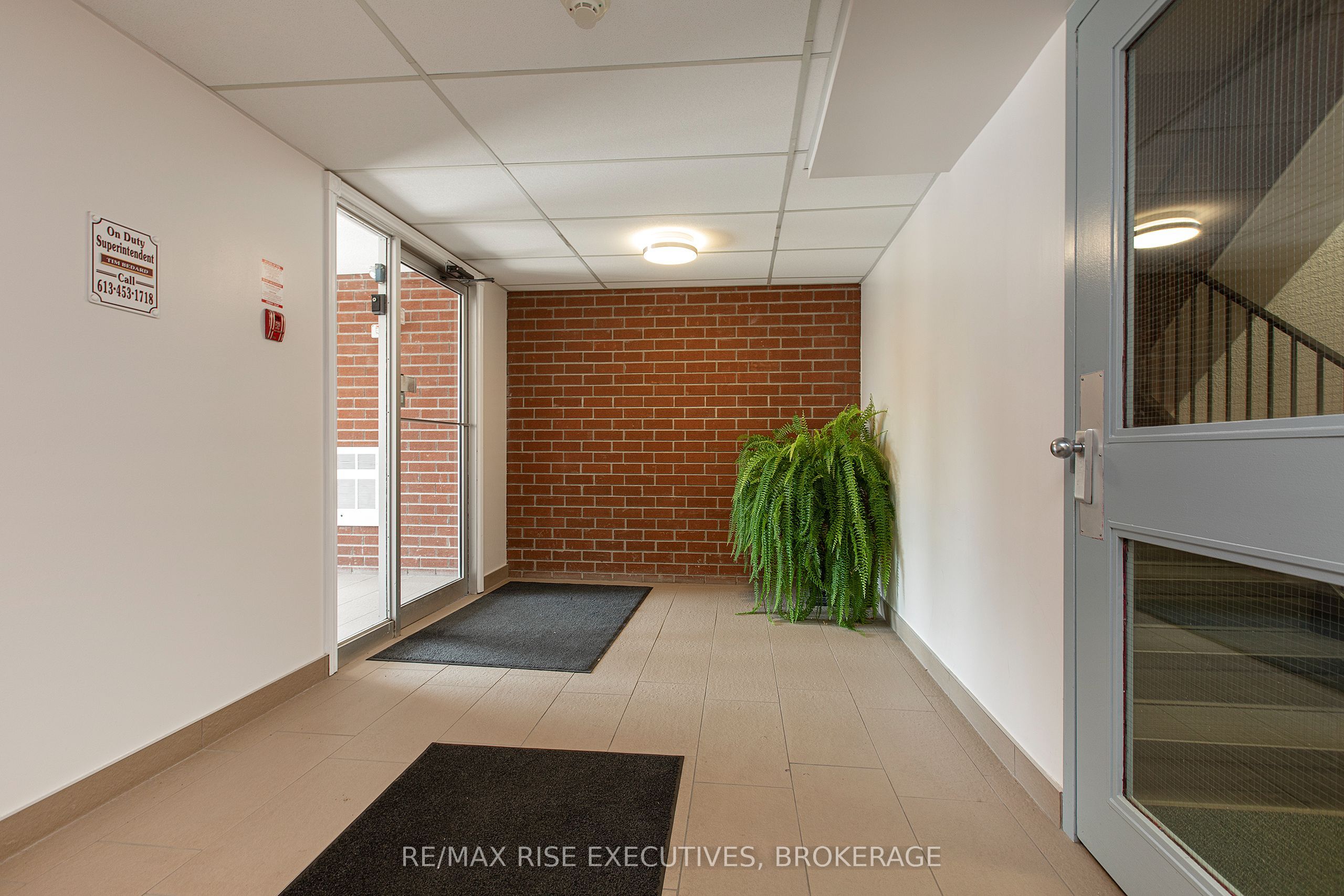 580 Armstrong Road 118 Property Photo 9