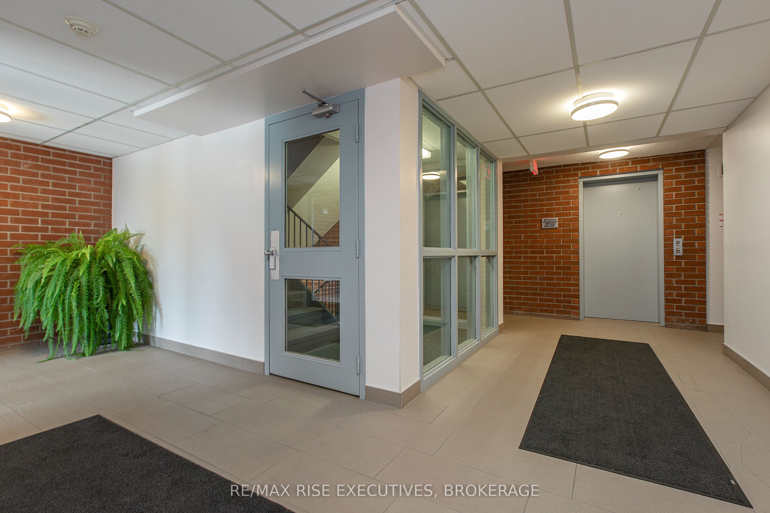 580 Armstrong Road 118 Property Photo 10