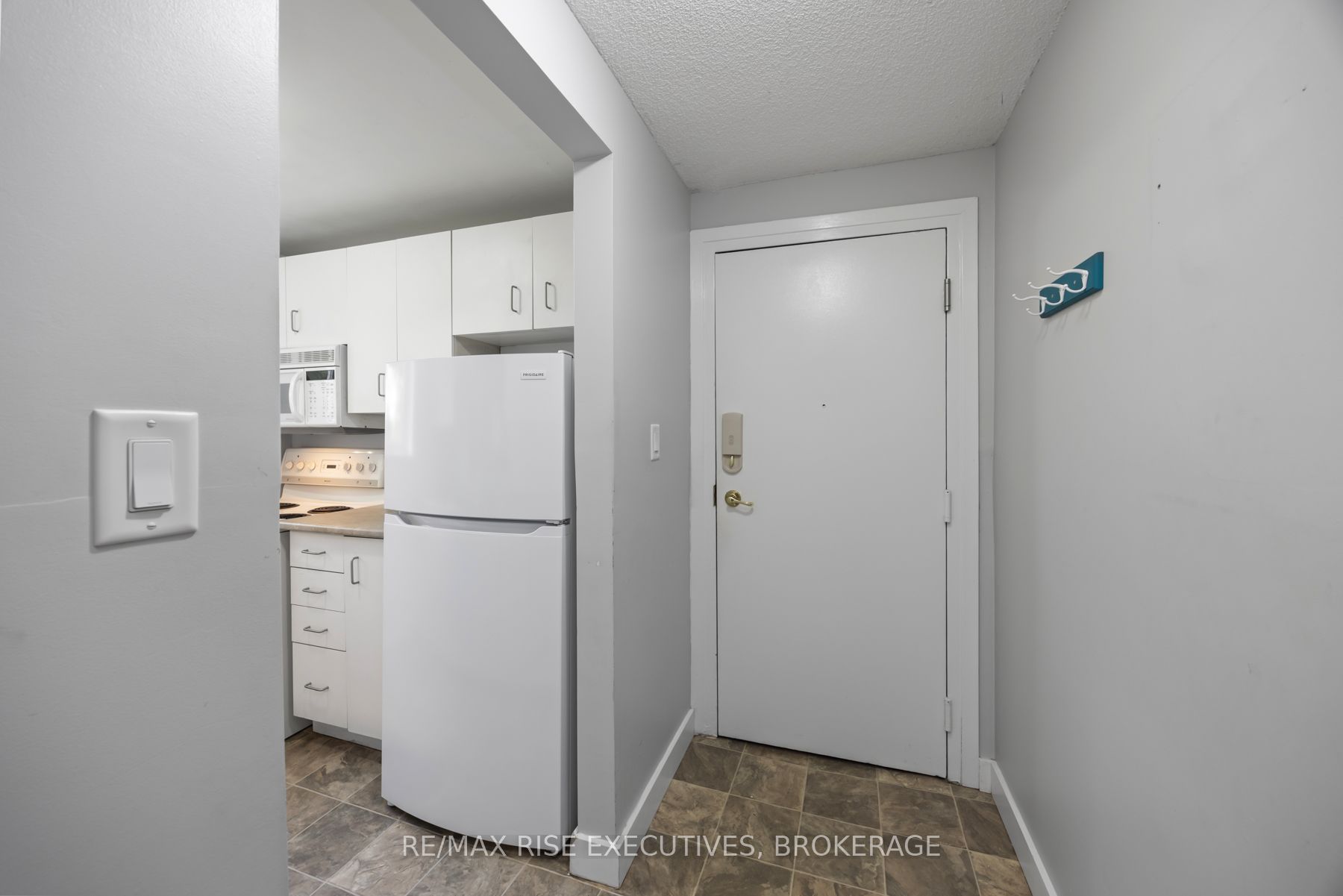 580 Armstrong Road 118 Property Photo 17