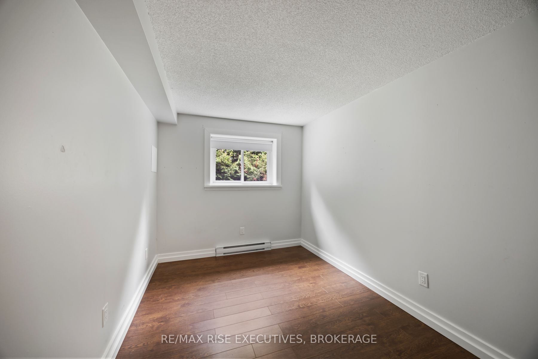 580 Armstrong Road 118 Property Photo 31