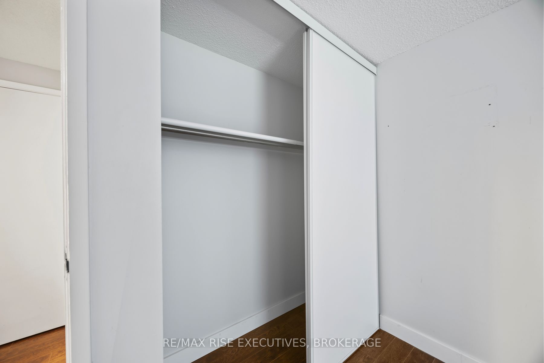 580 Armstrong Road 118 Property Photo 36