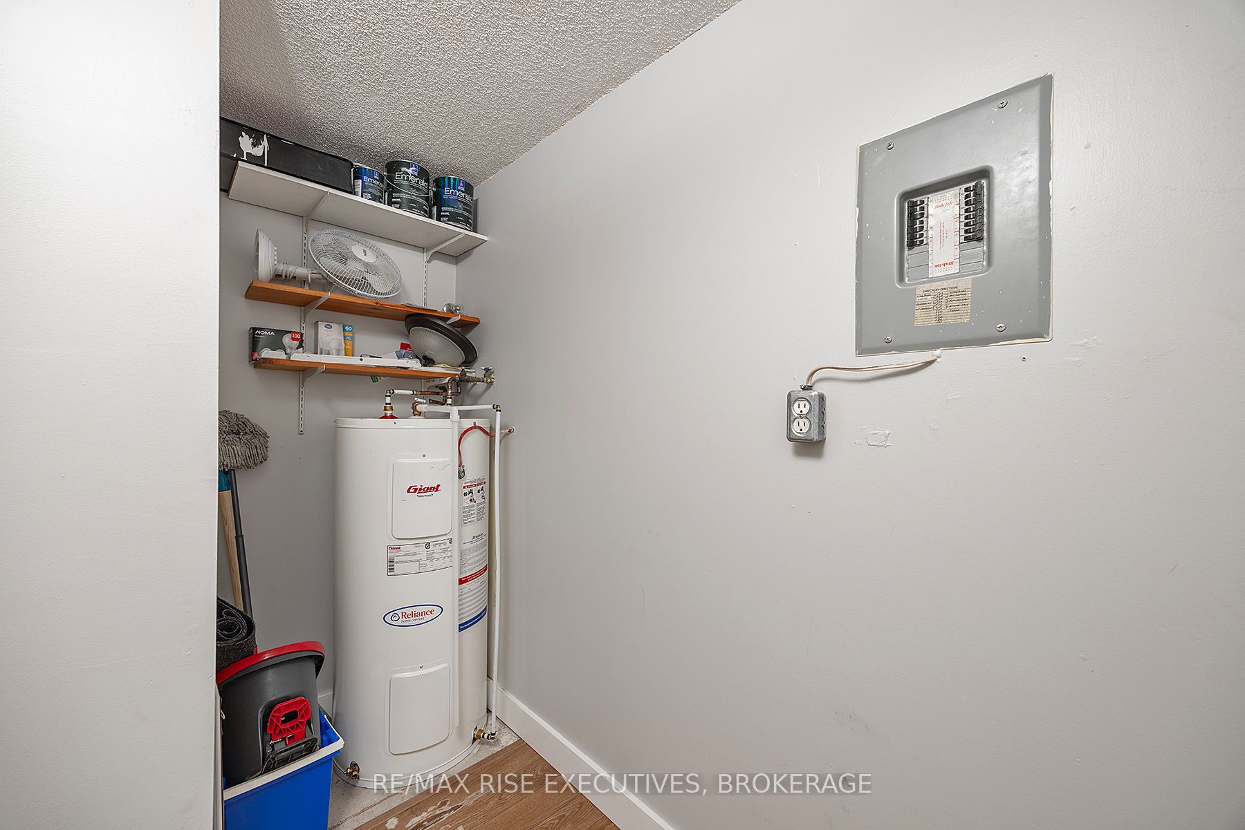 580 Armstrong Road 118 Property Photo 41