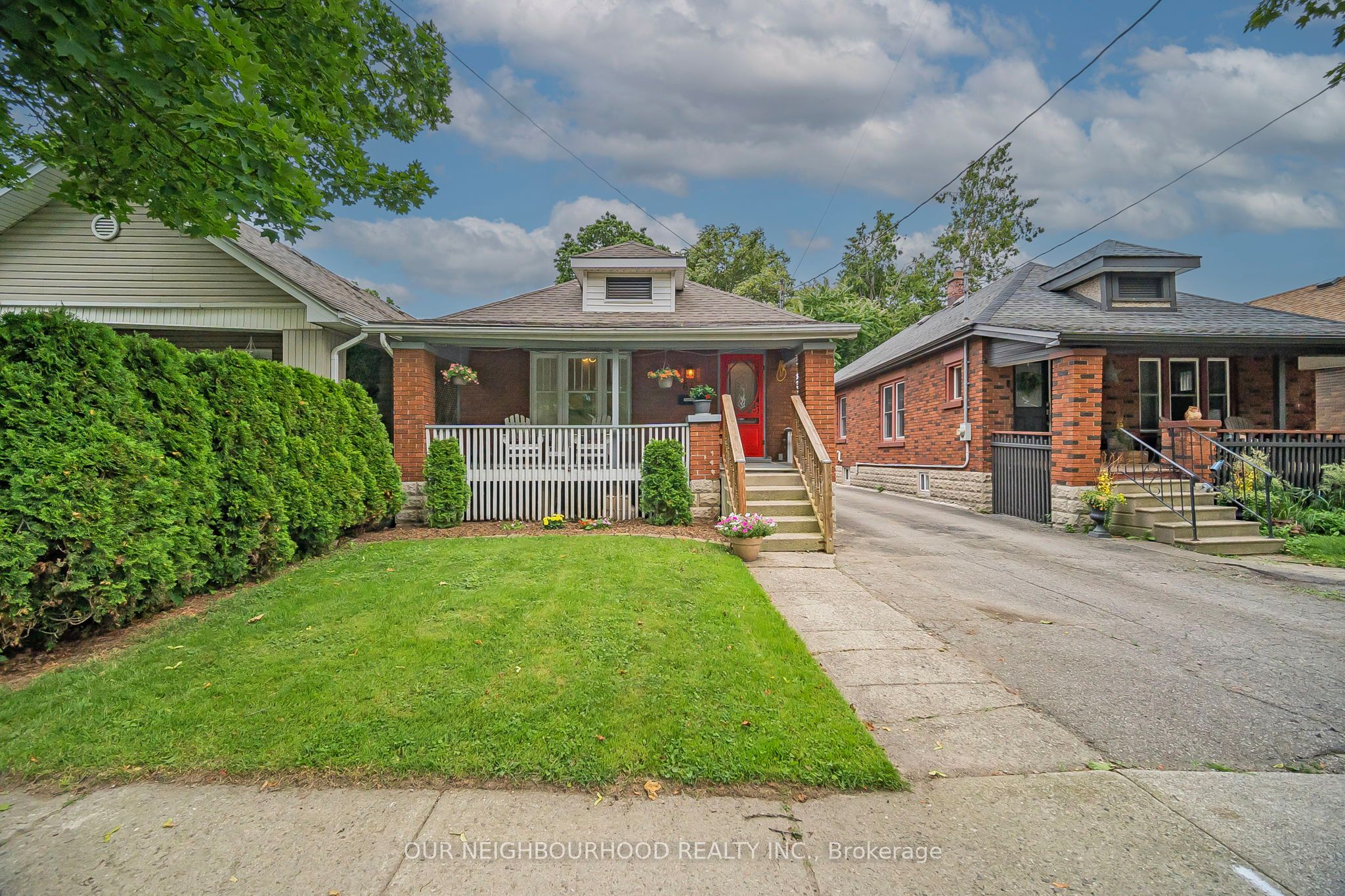 64 Langarth Street E Property Photo 1