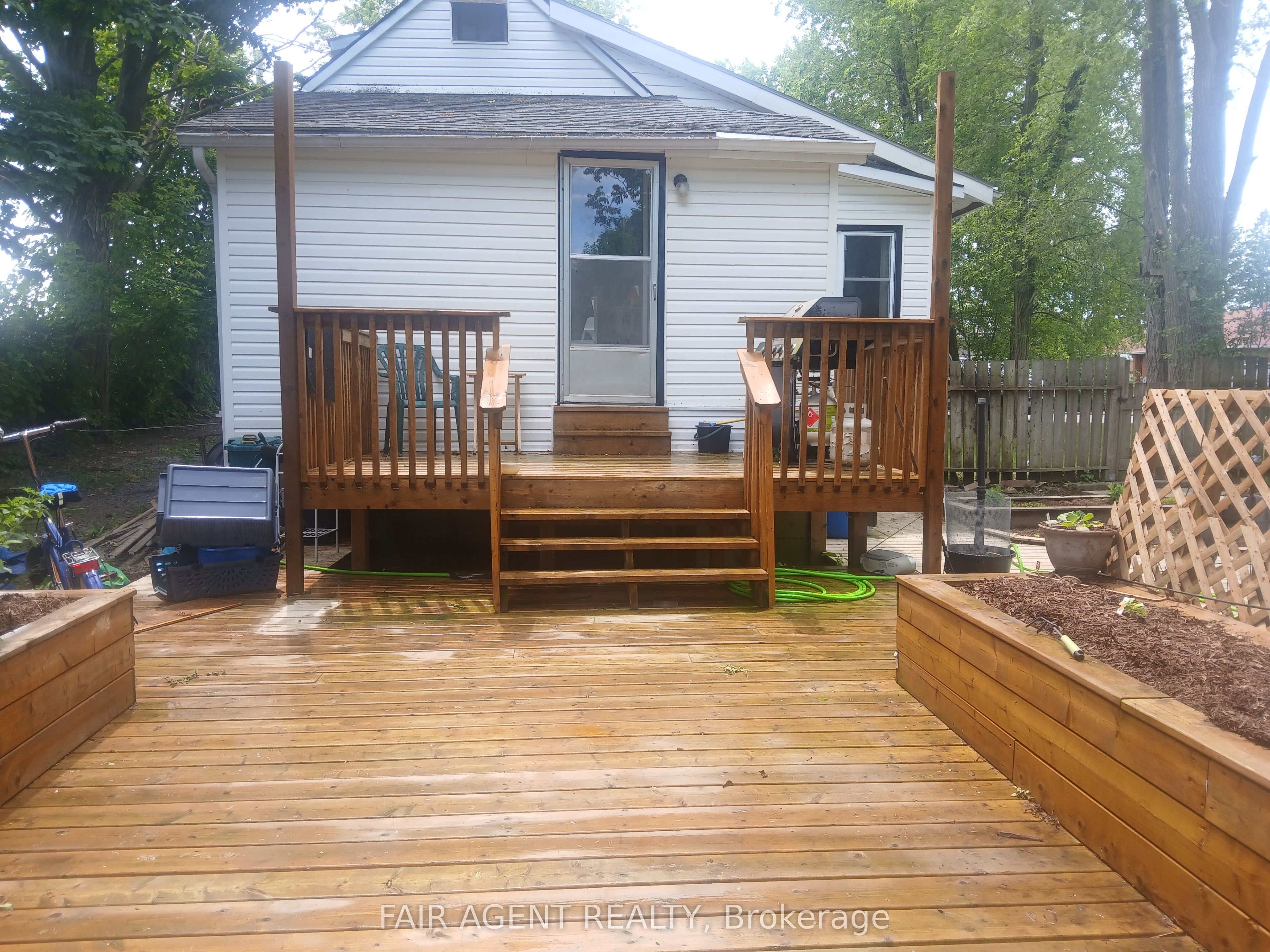 349 Stanley Street Property Photo 11