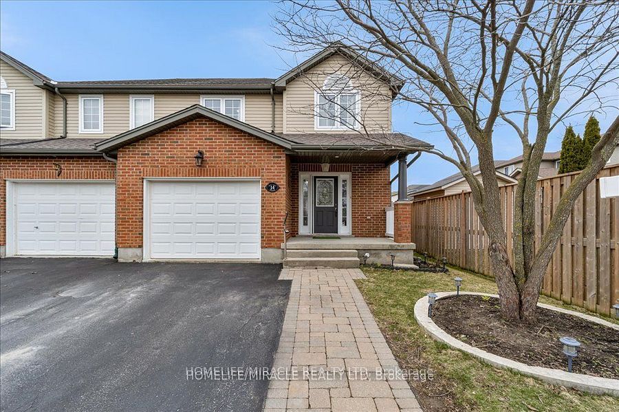 14 Snow Goose Crescent Property Photo 1