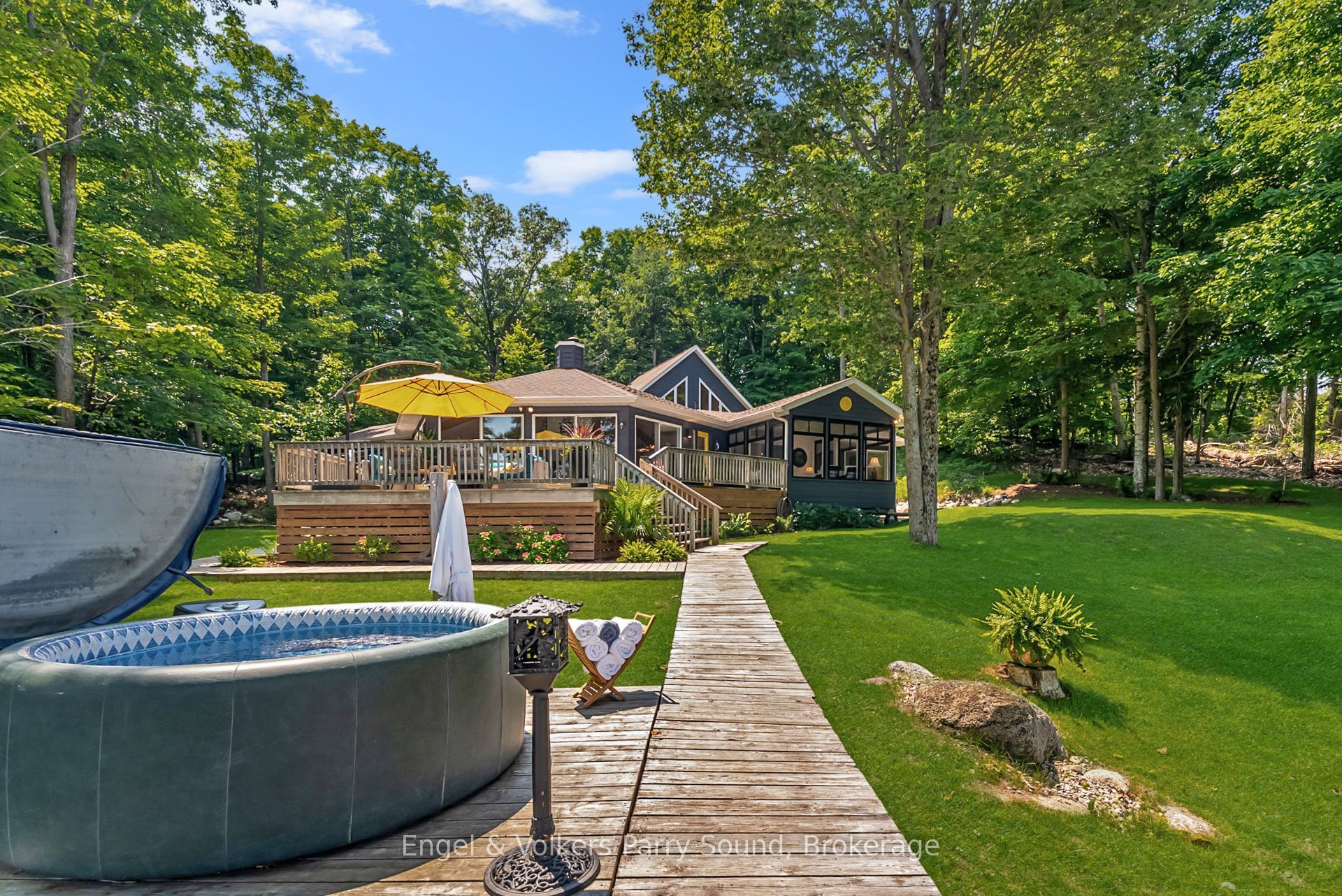 20 Horse Is Property Photo 1