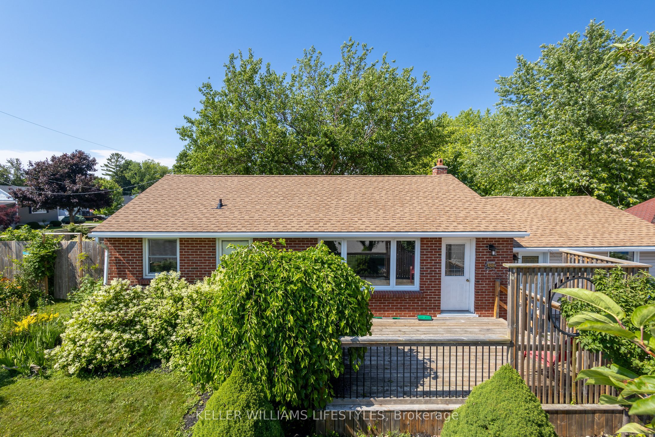 188 Cayley Street Property Photo 4