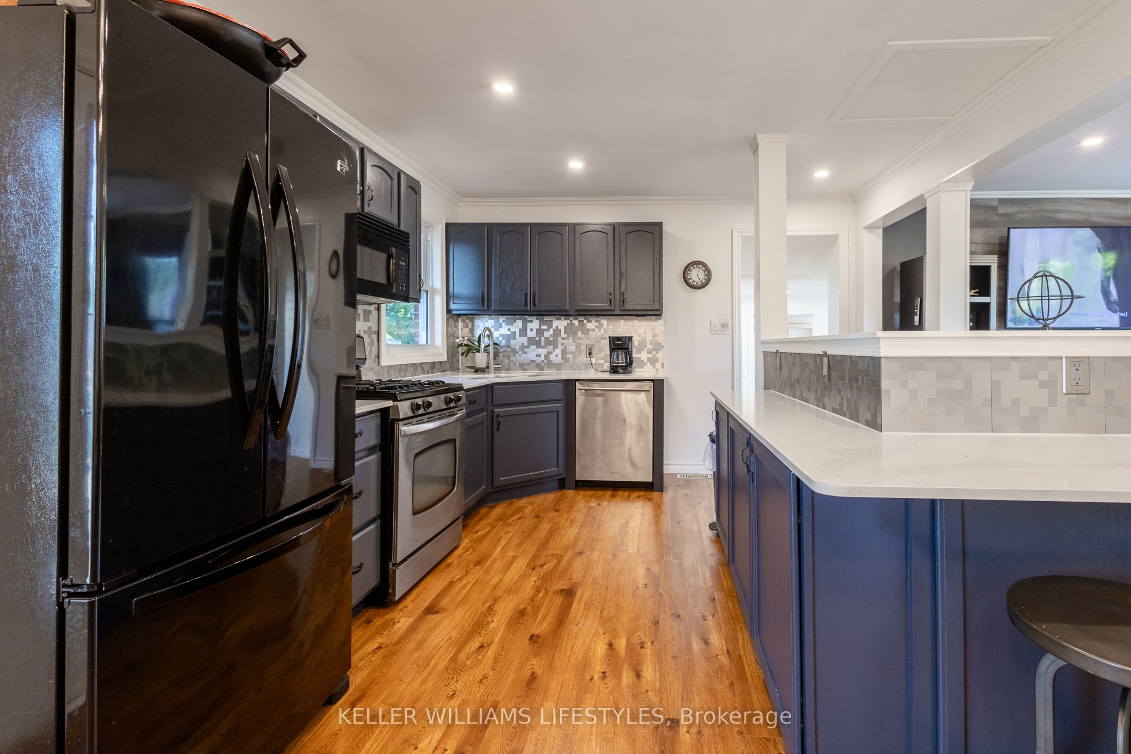 188 Cayley Street Property Photo 11
