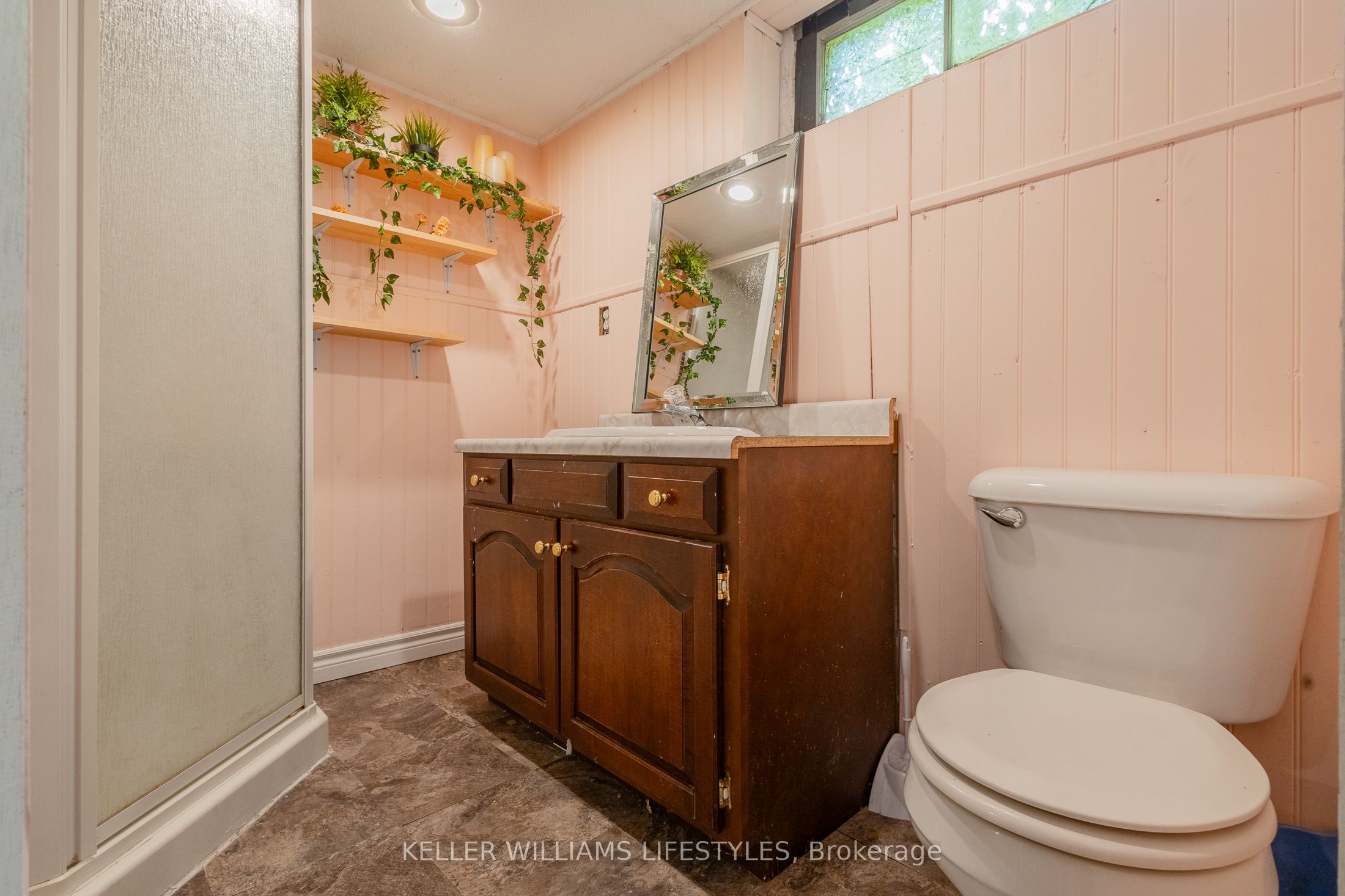 188 Cayley Street Property Photo 32