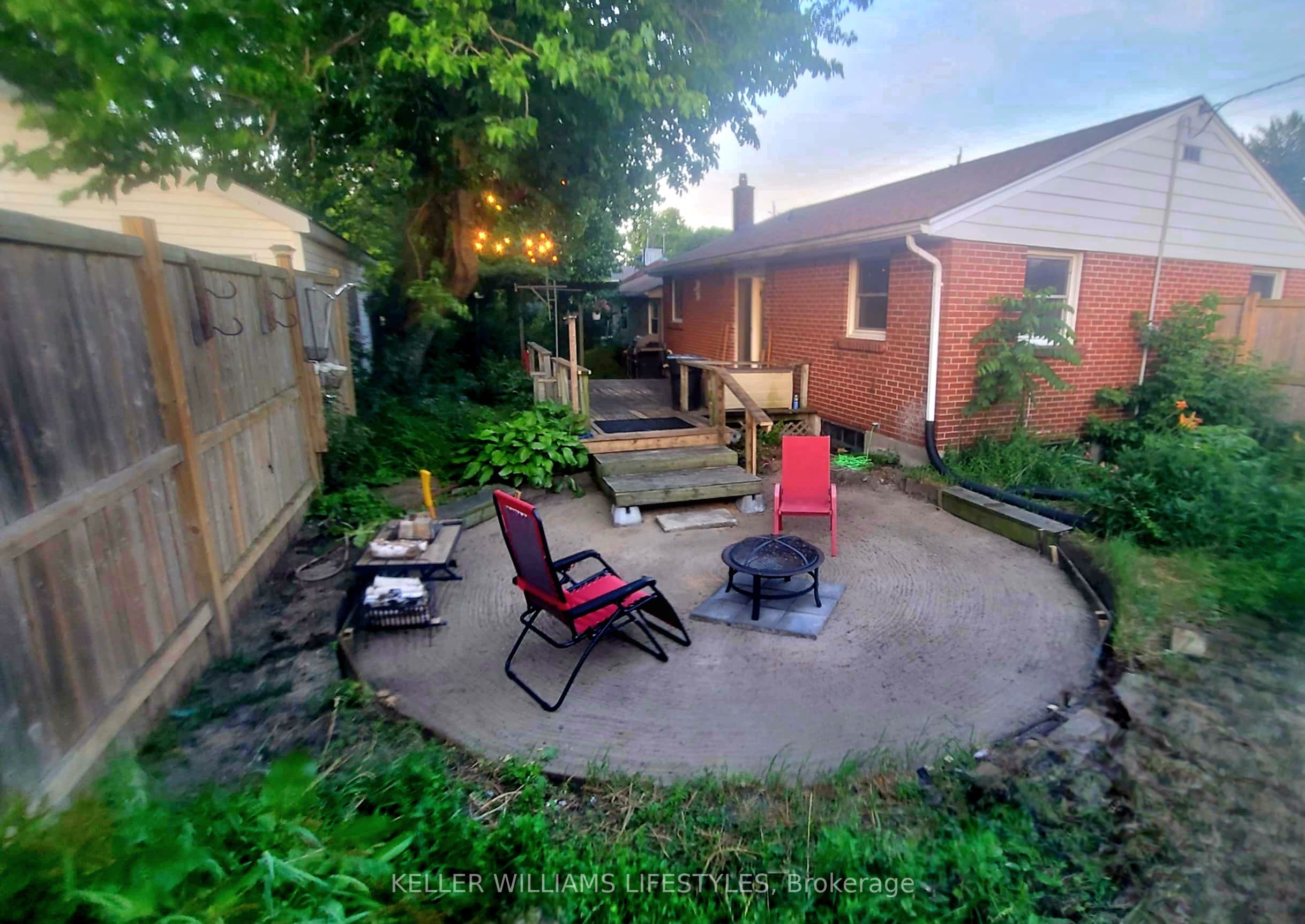 188 Cayley Street Property Photo 37