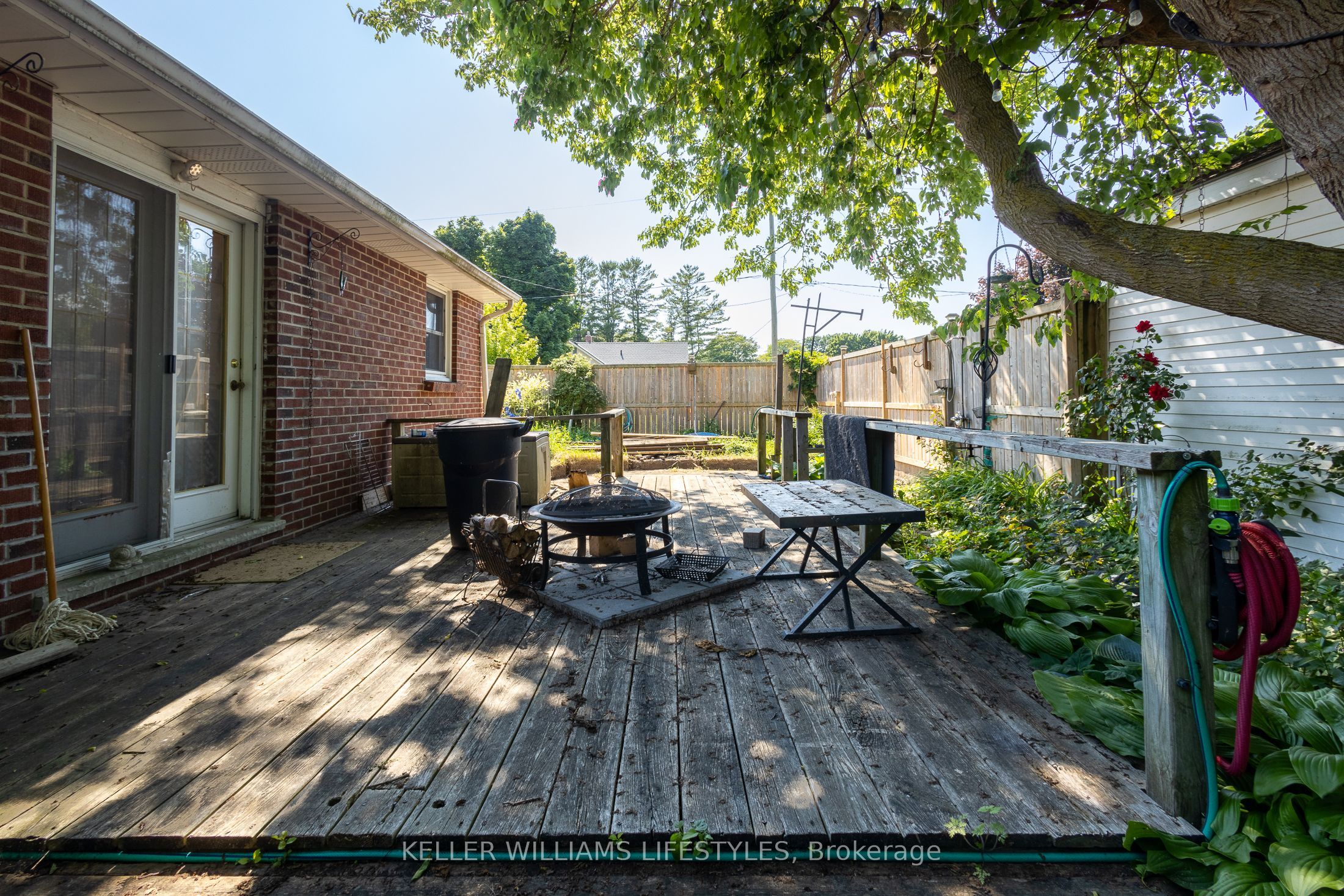 188 Cayley Street Property Photo 39