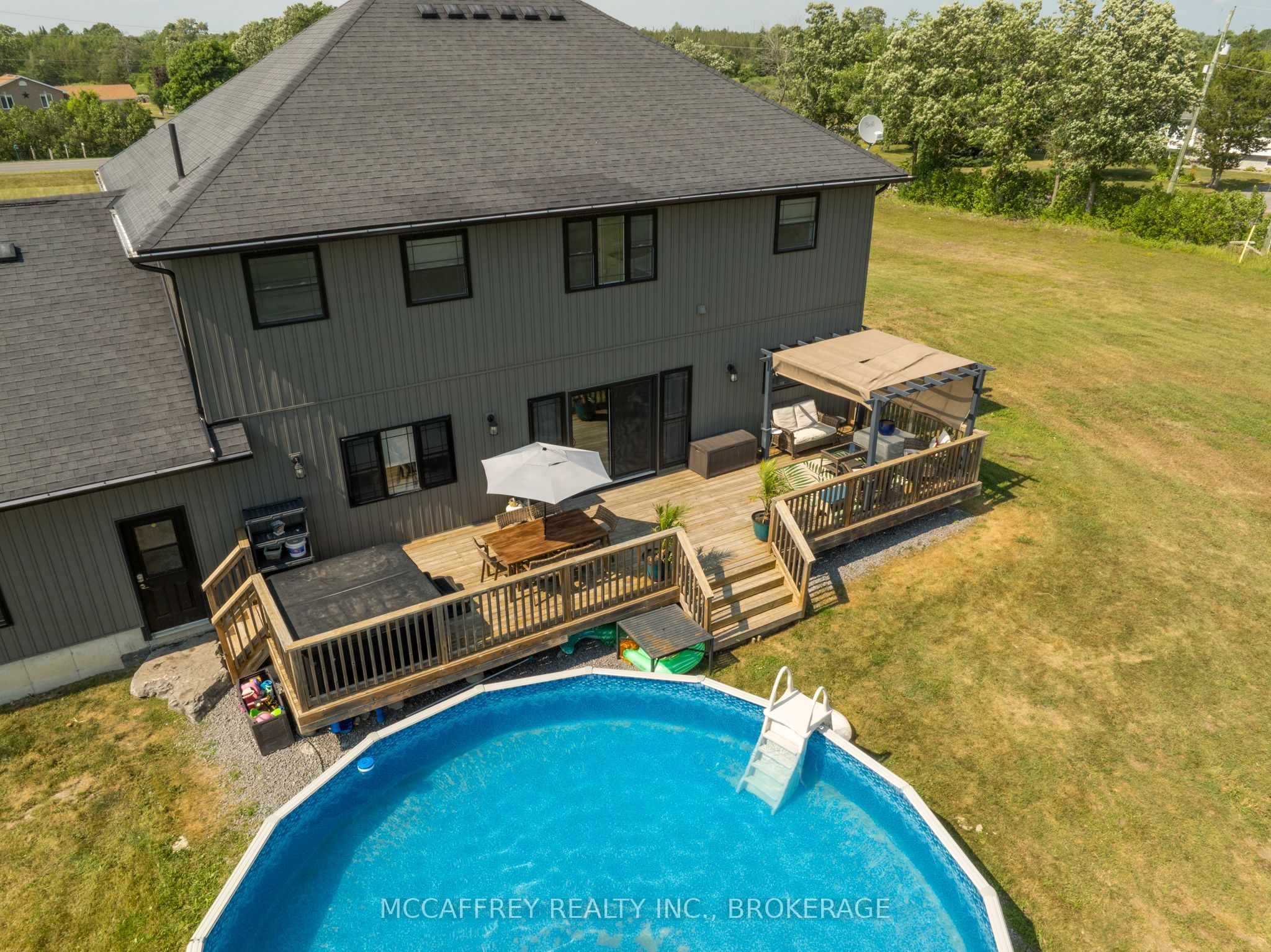 2572 Blessington Road Property Photo 4