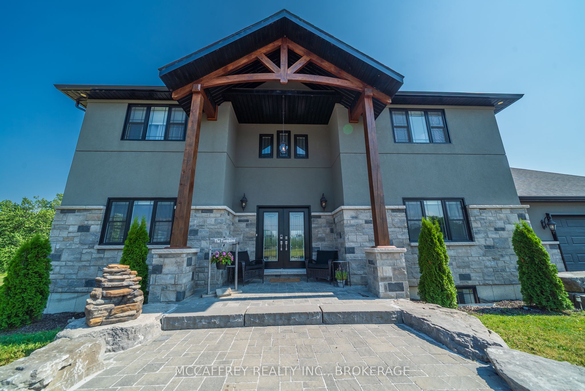 2572 Blessington Road Property Photo 6