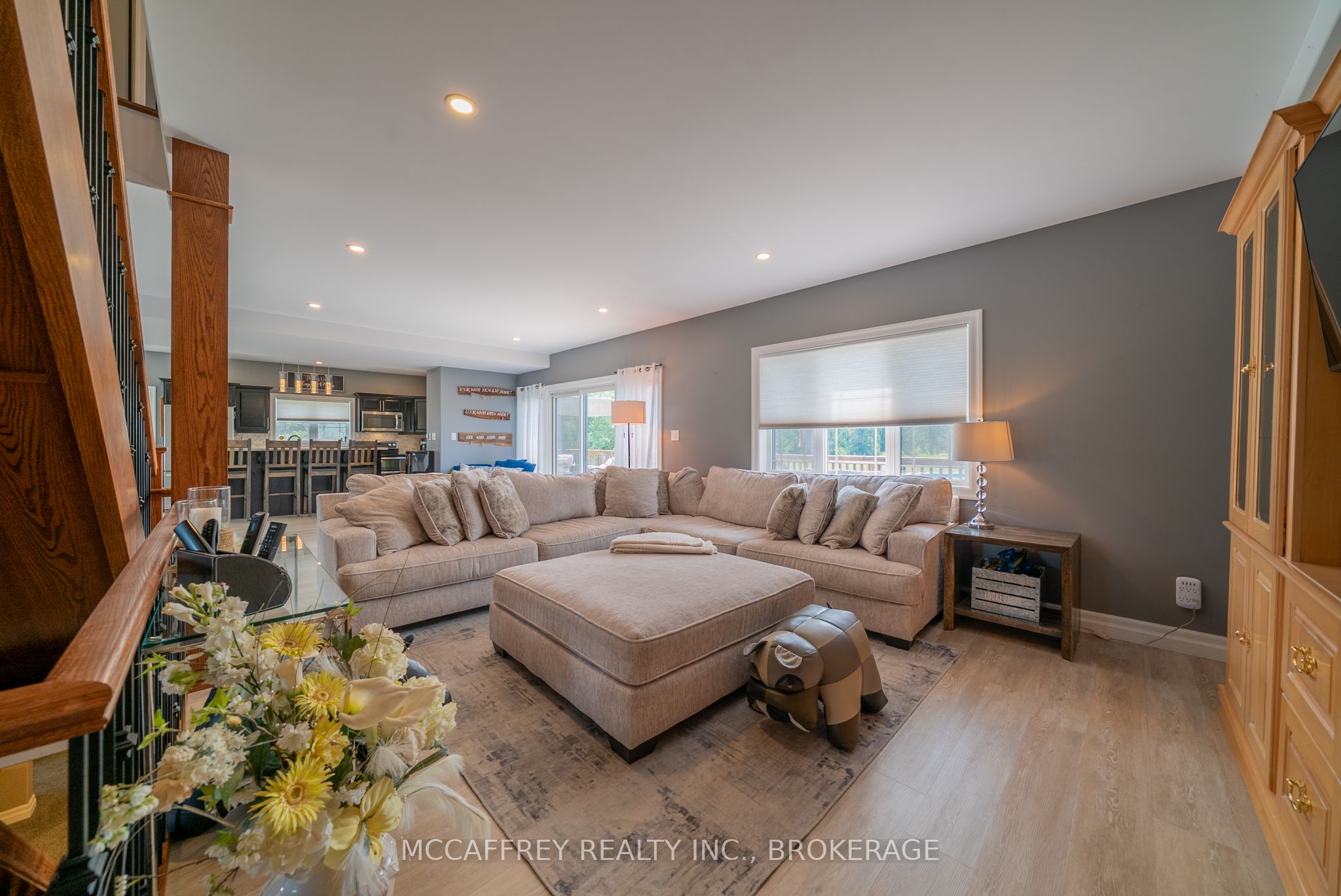 2572 Blessington Road Property Photo 23