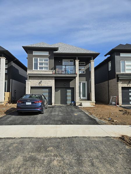 #upper Level - 63 Hildred Street Property Photo 2