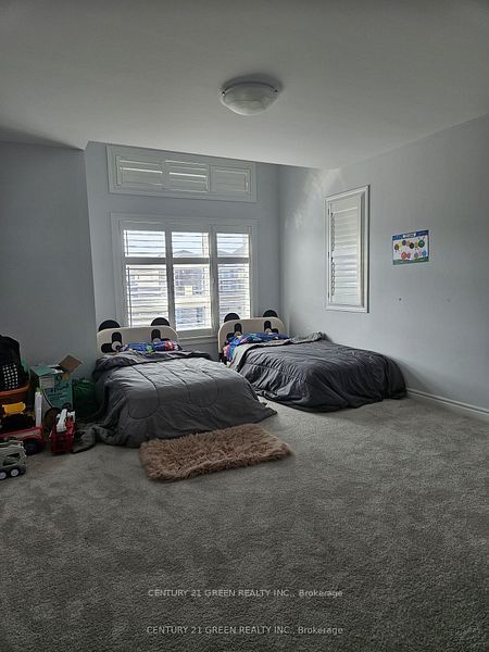 #upper Level - 63 Hildred Street Property Photo 18