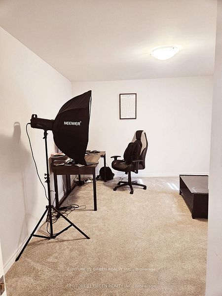 #upper Level - 63 Hildred Street Property Photo 21