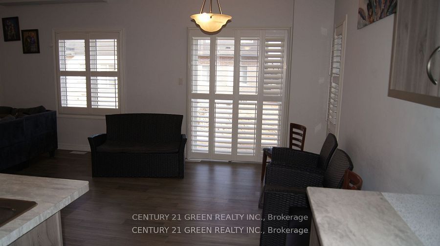 #upper Level - 63 Hildred Street Property Photo 32