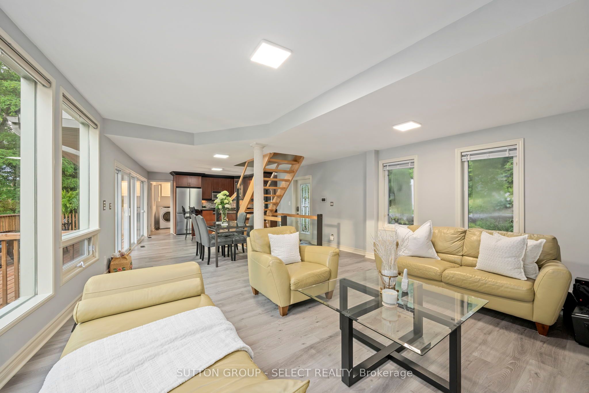5284 Cliff Road Property Photo 7