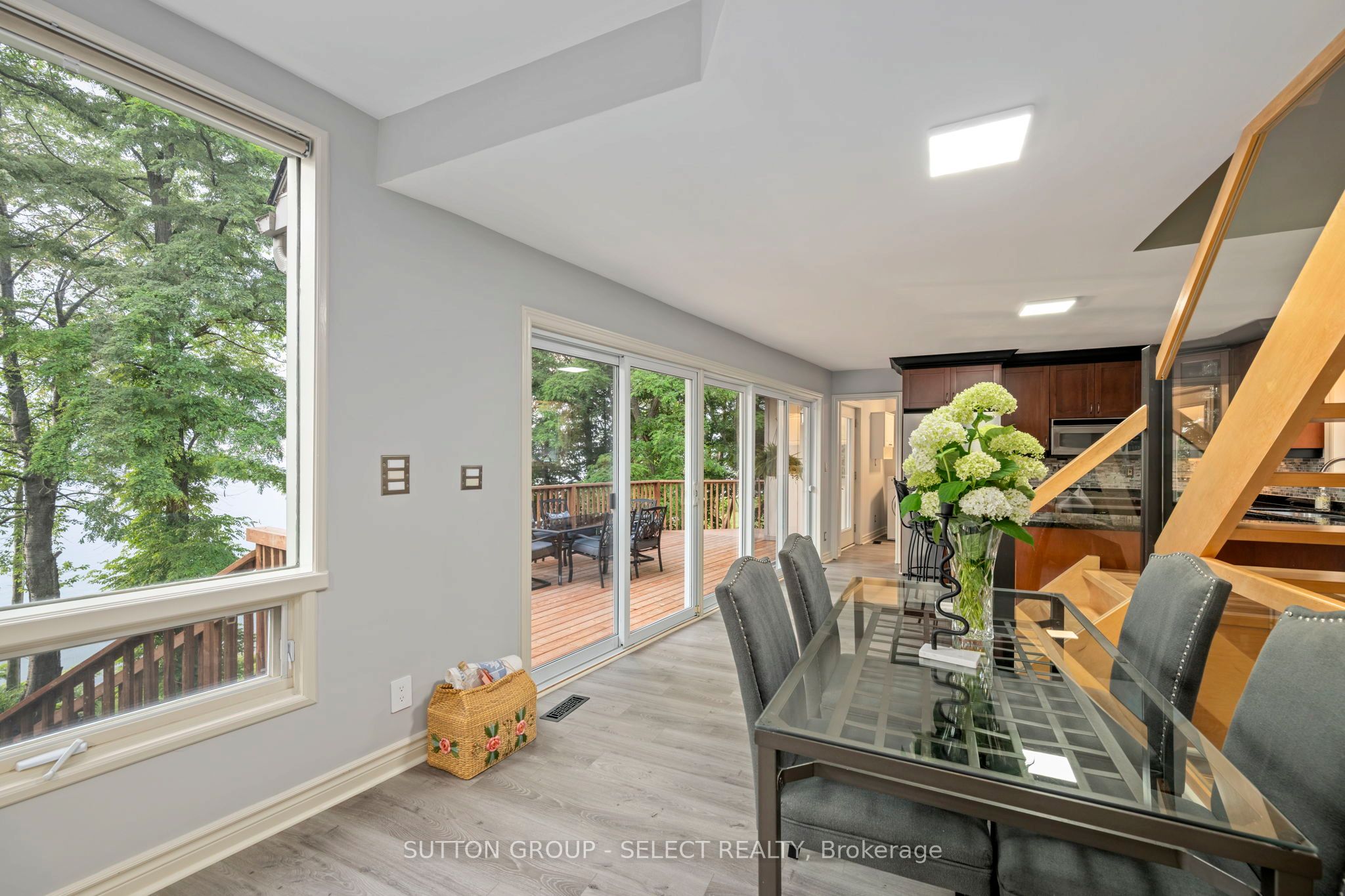 5284 Cliff Road Property Photo 13