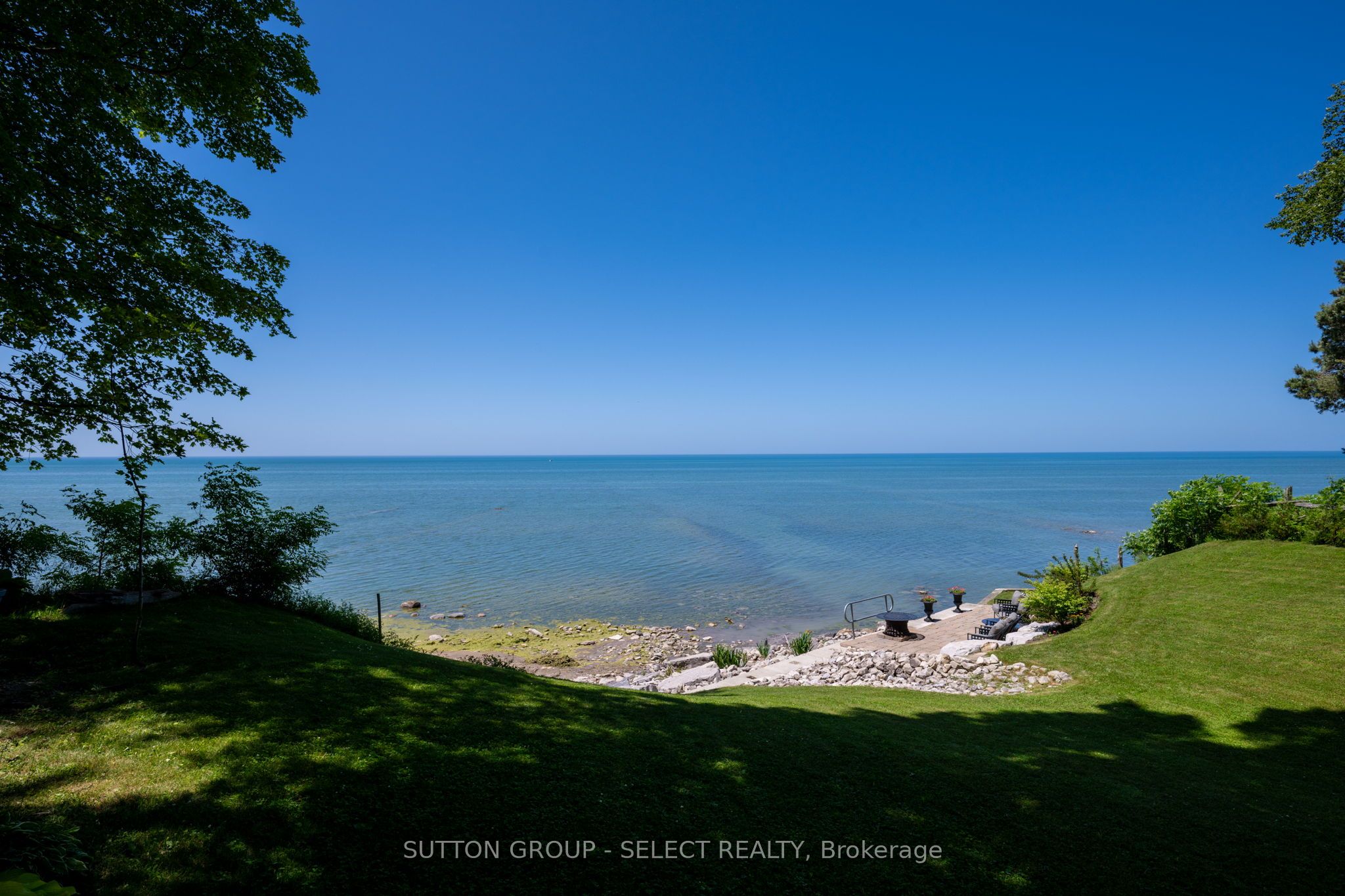 5284 Cliff Road Property Photo 32