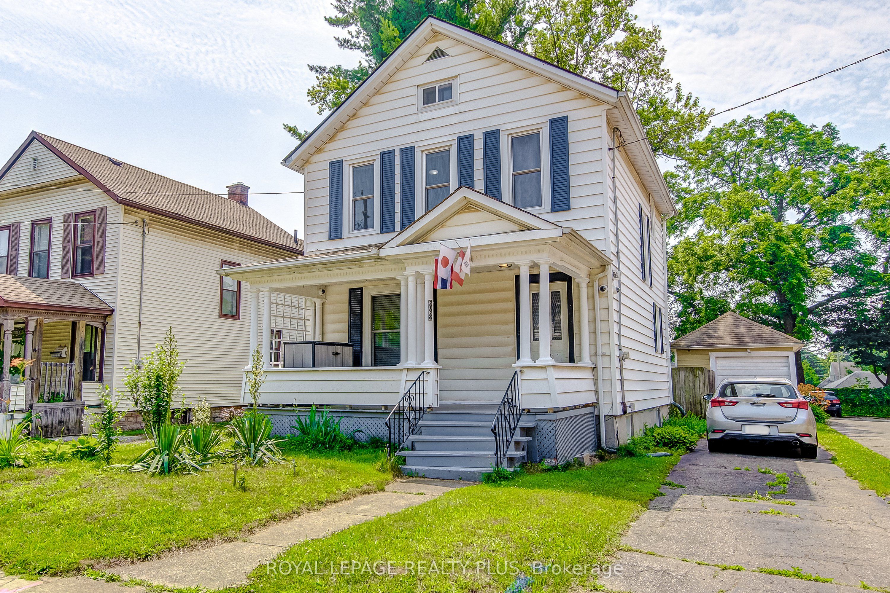 6062 Barker Street Property Photo 1