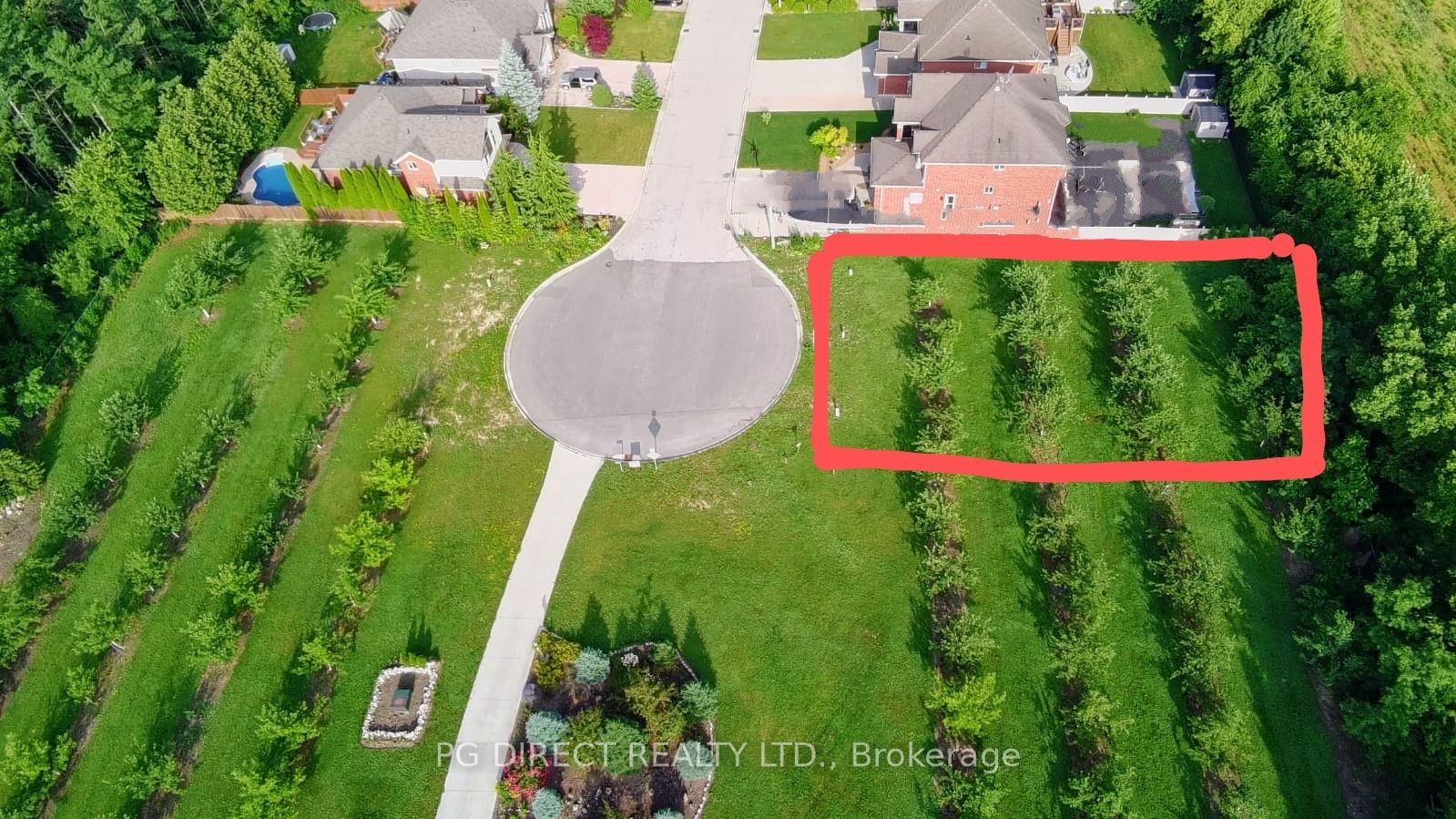 147 E Thrasher Drive E Property Photo 5