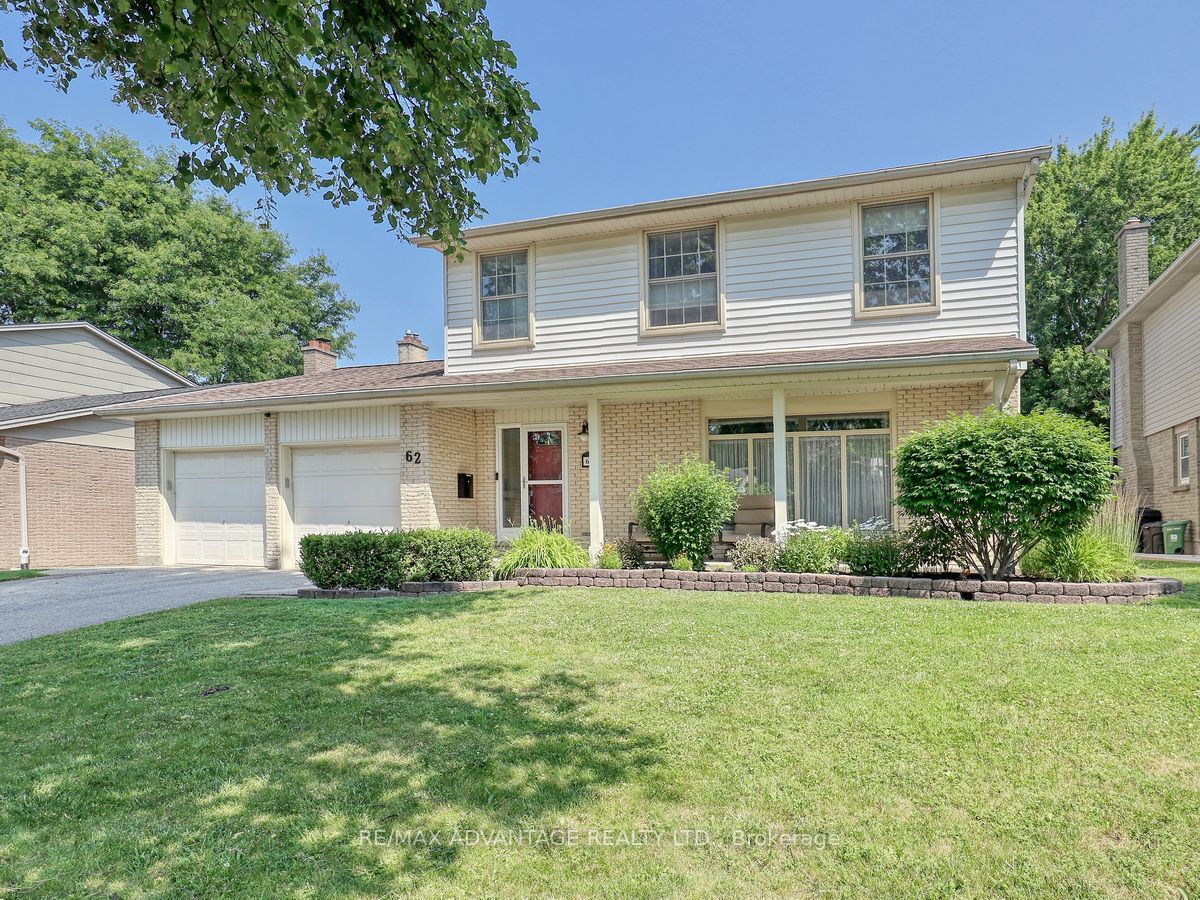 62 Paddock Green Crescent Property Photo