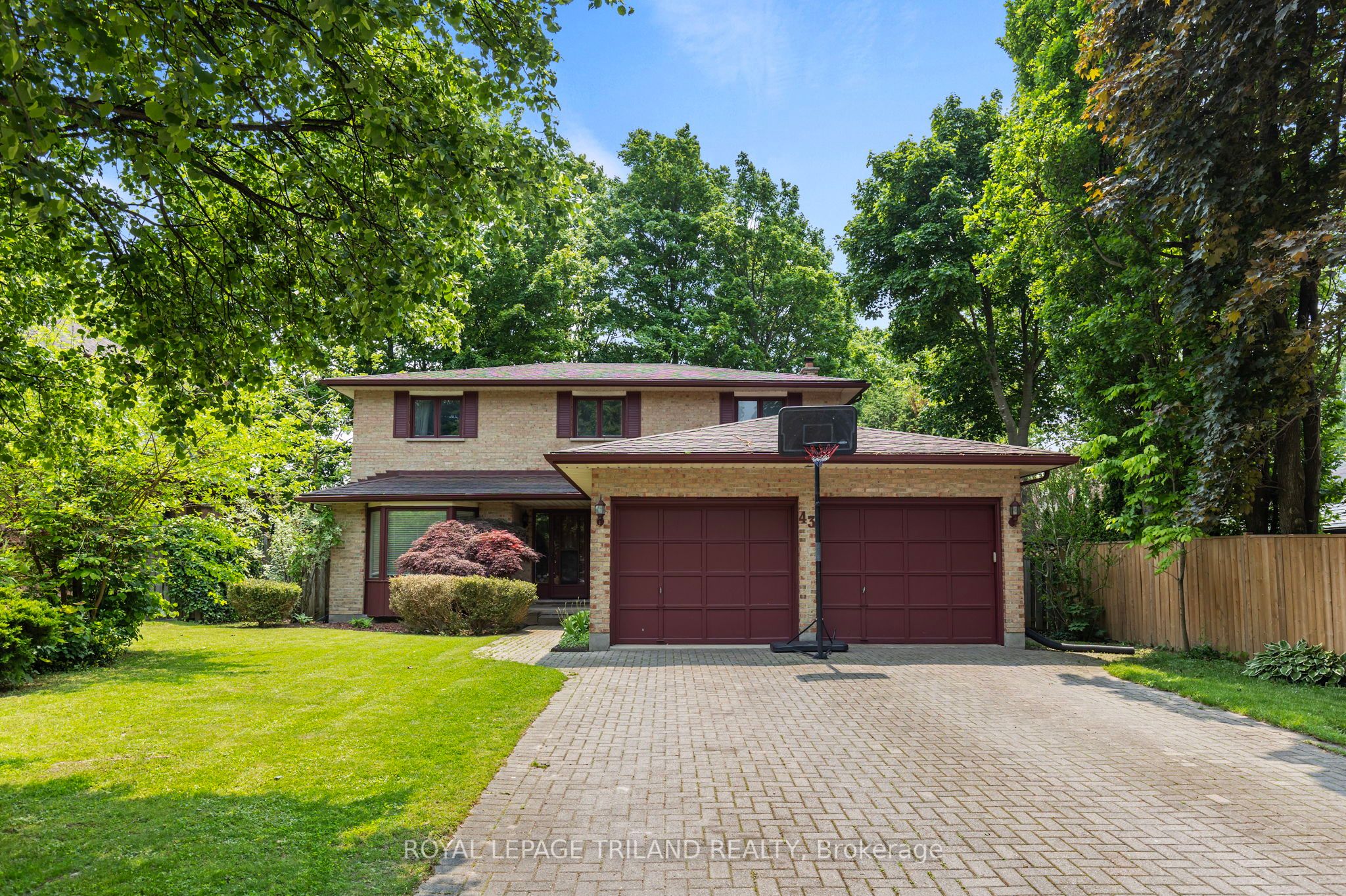 43 Mountainview Crescent Property Photo 1