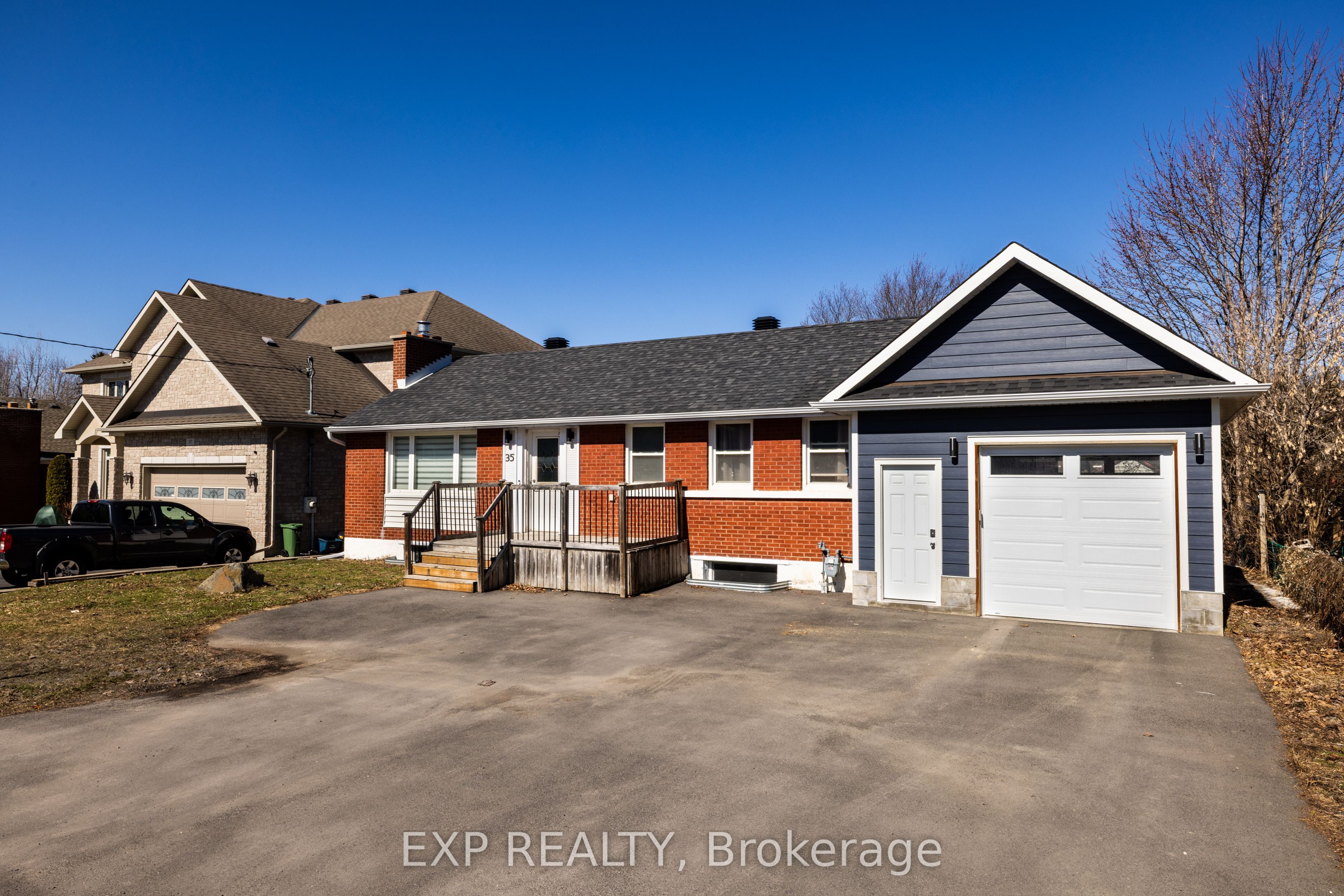 35 Withrow Avenue Property Photo 1