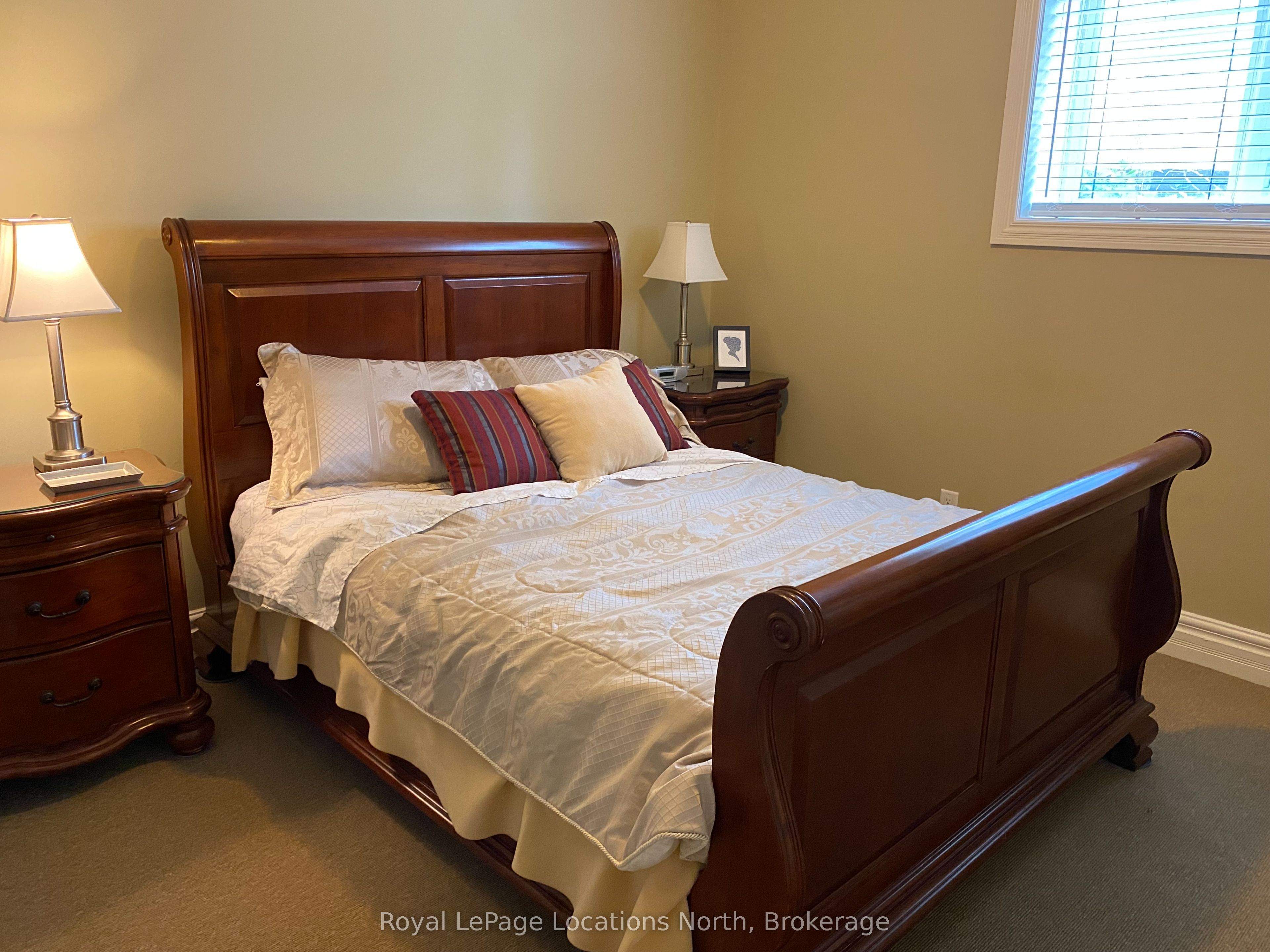 212 Snowbridge Way Property Photo 7