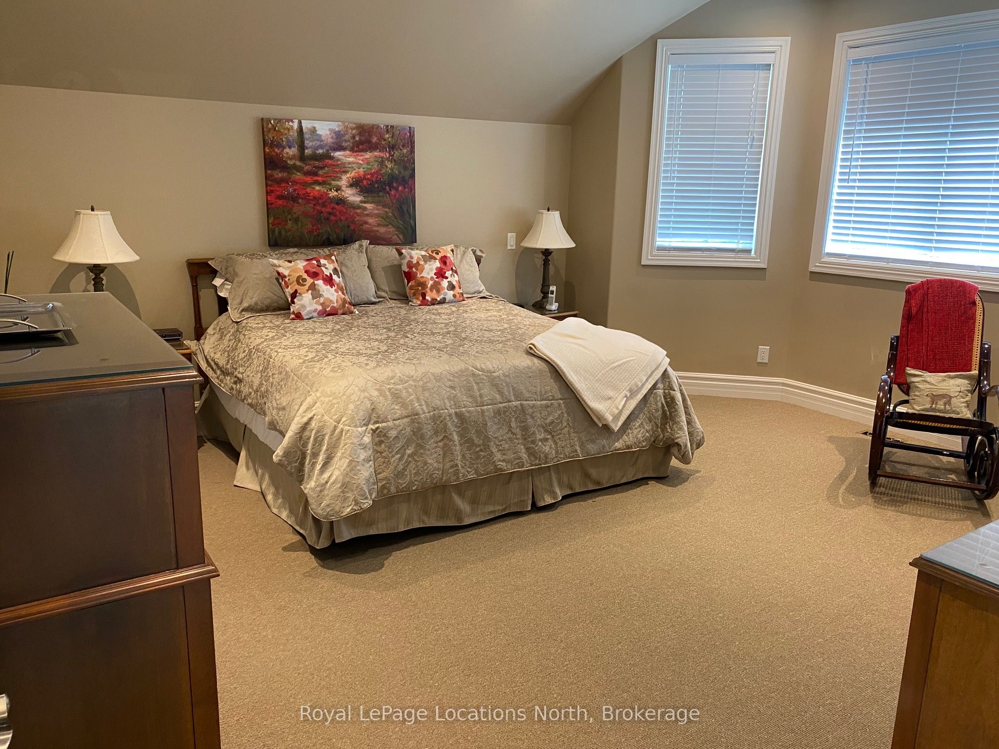 212 Snowbridge Way Property Photo 8