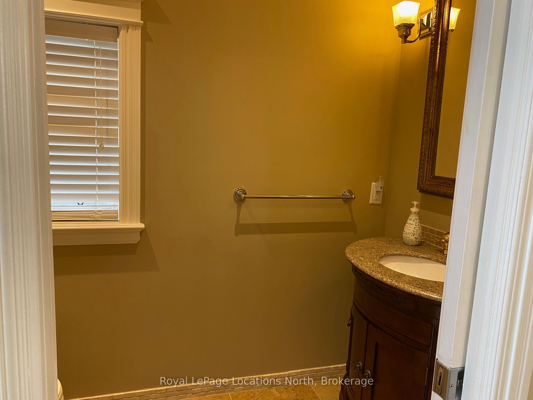 212 Snowbridge Way Property Photo 36