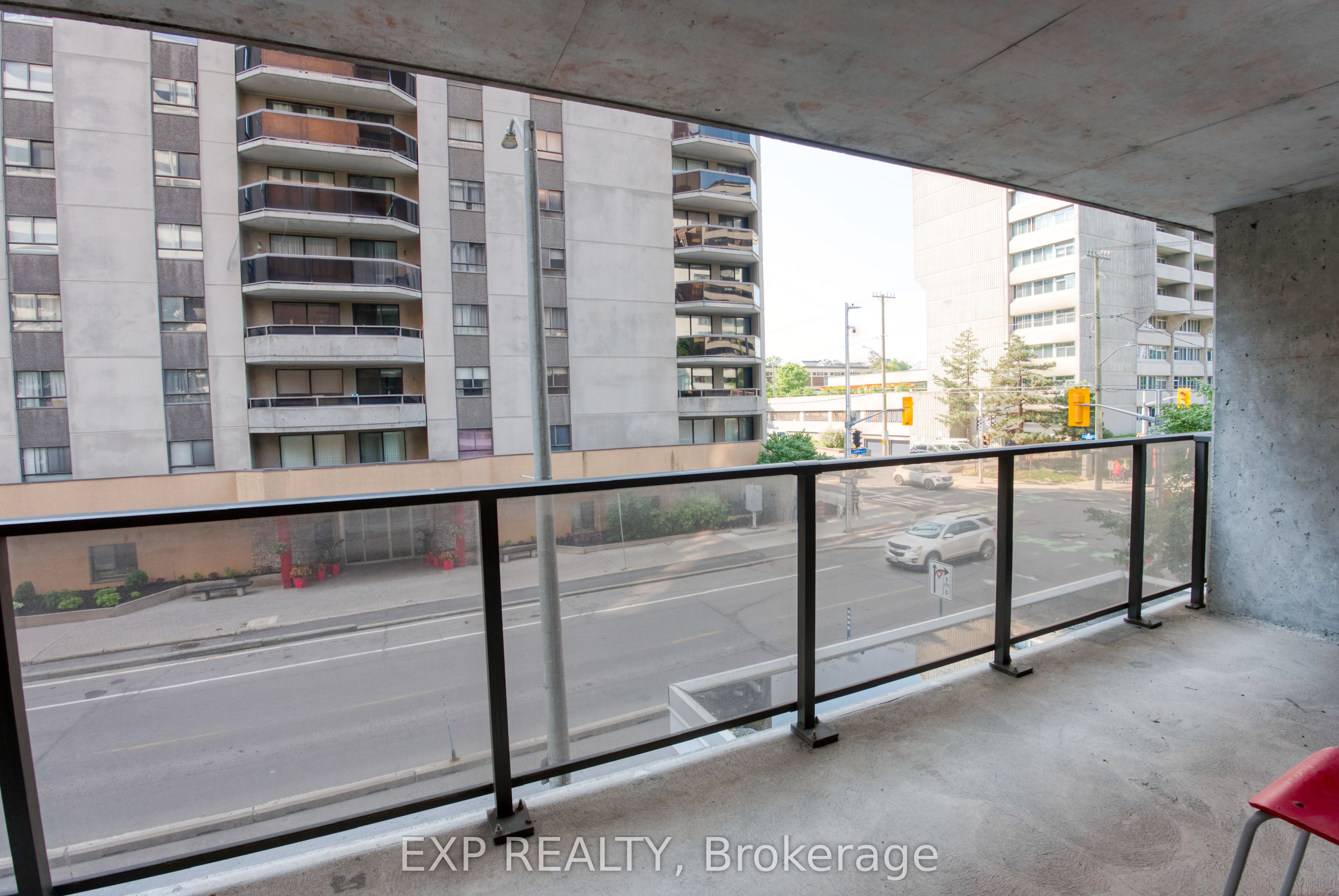 #204 - 475 Laurier Avenue Property Photo 3