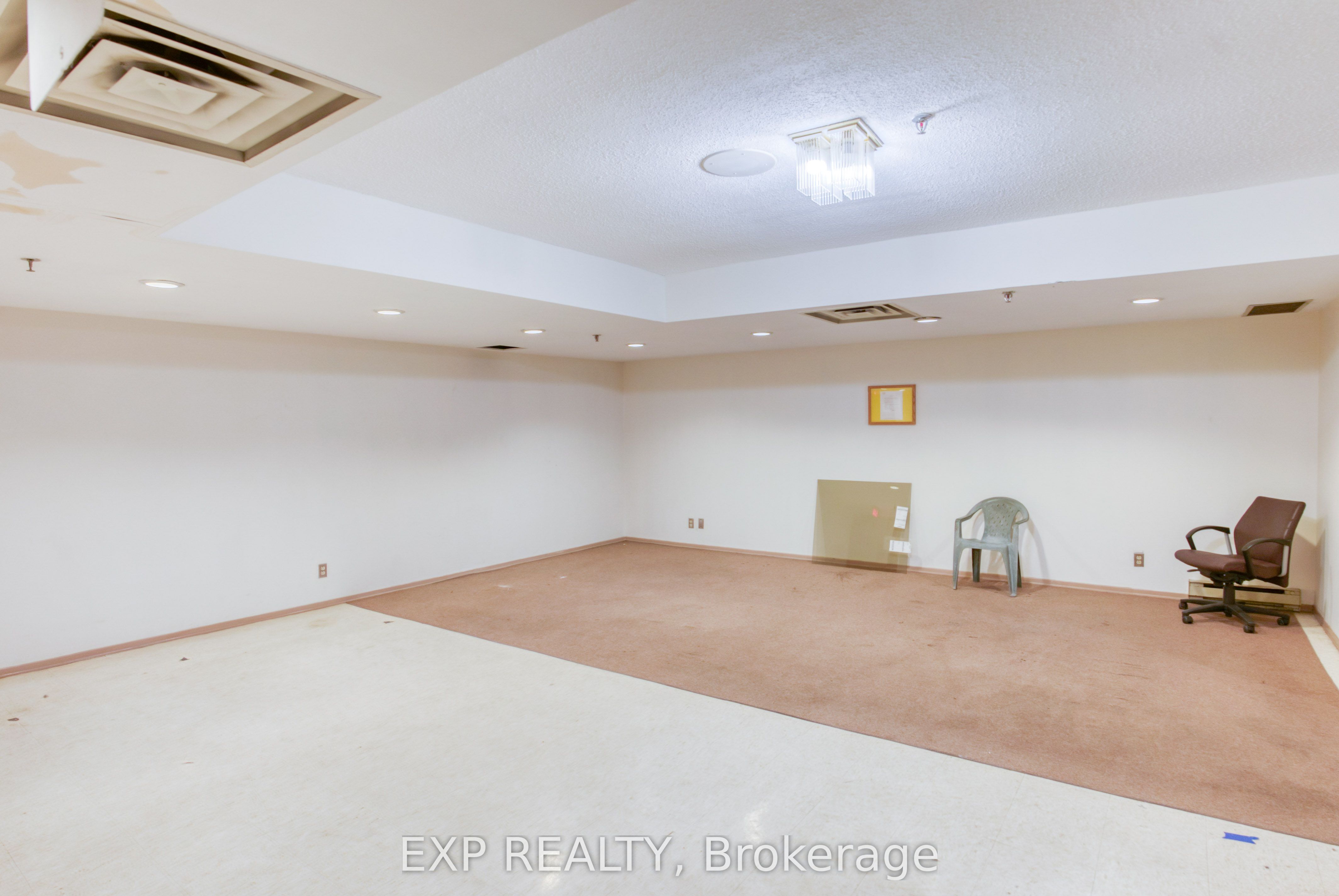 #204 - 475 Laurier Avenue Property Photo 5