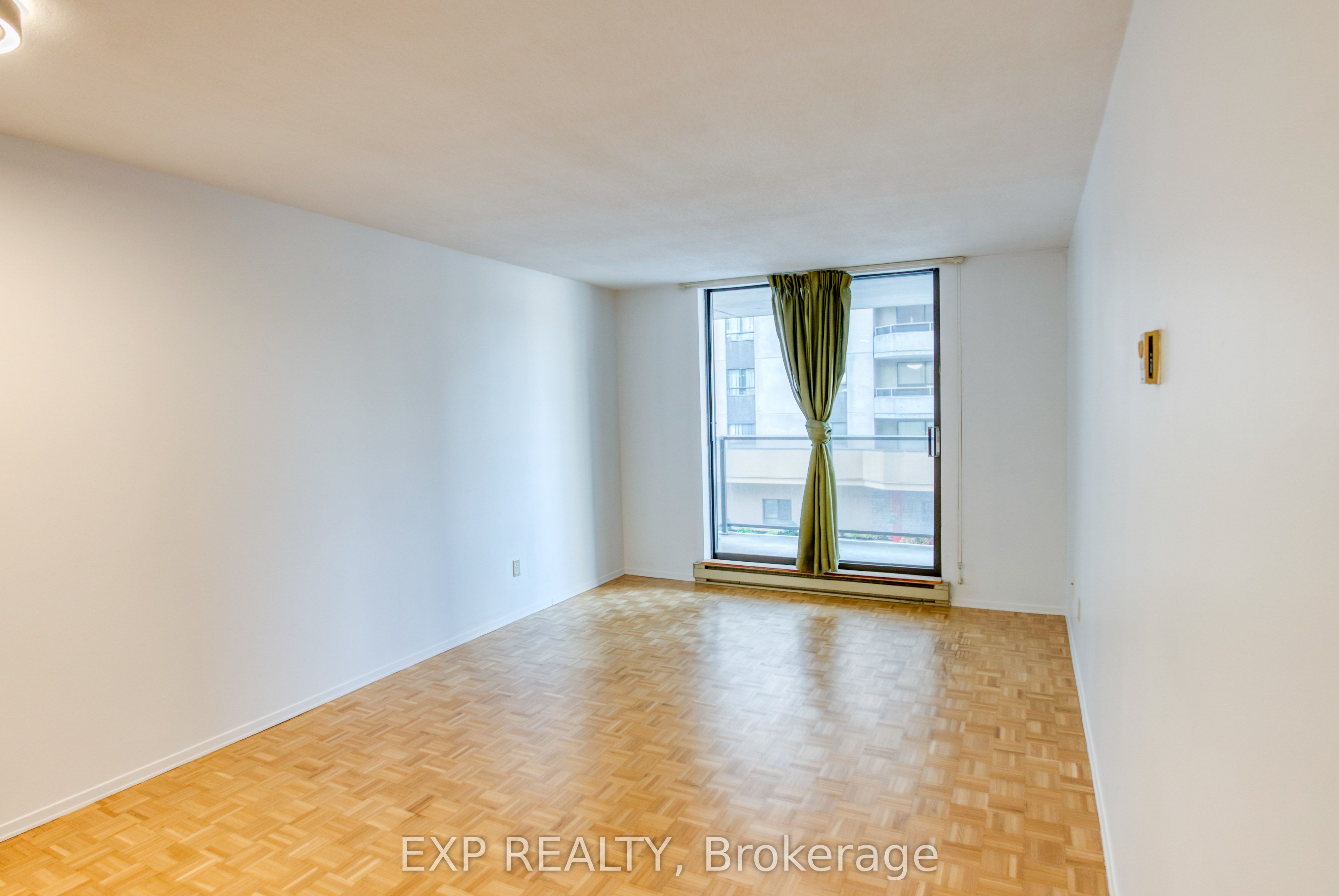 #204 - 475 Laurier Avenue Property Photo 7