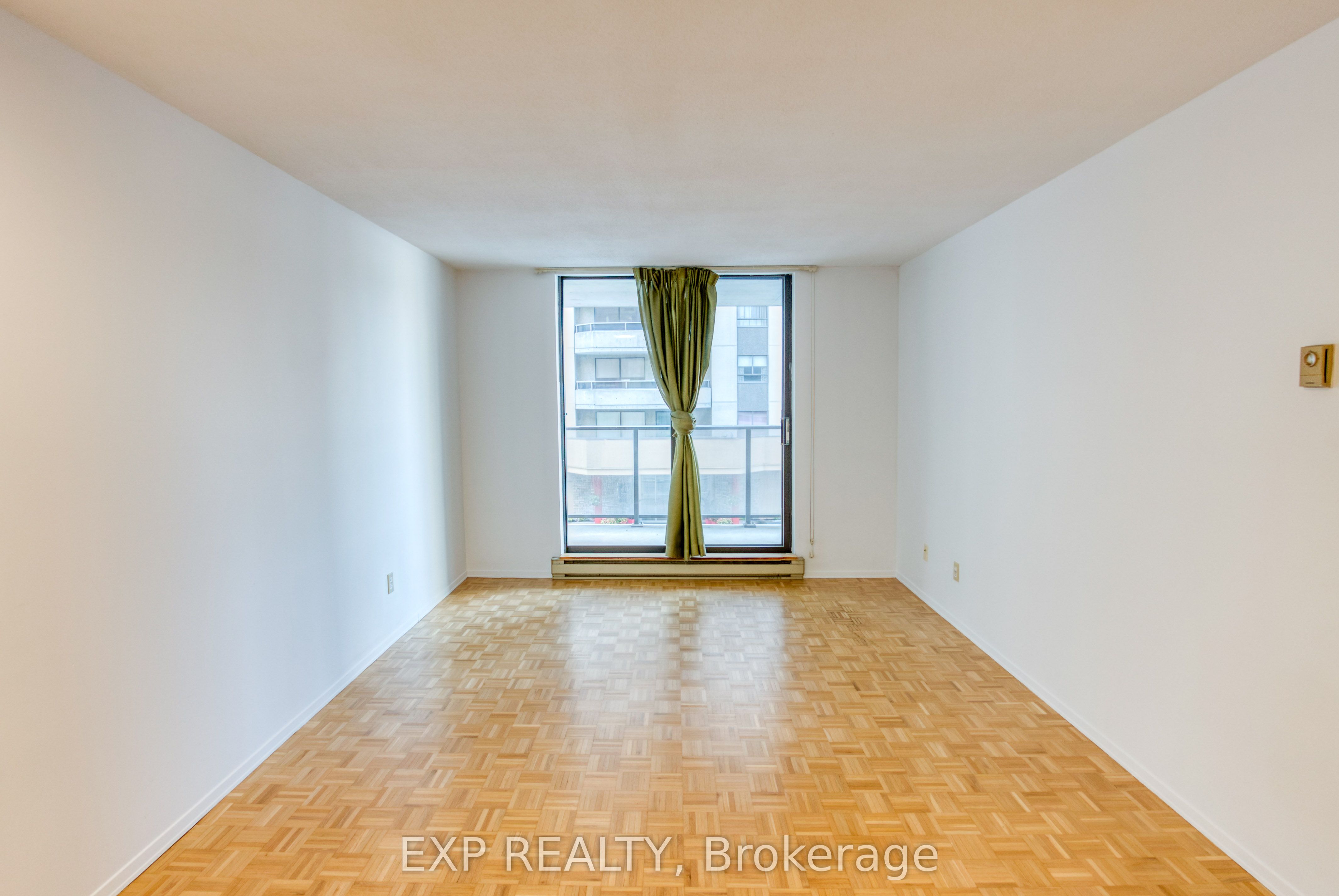 #204 - 475 Laurier Avenue Property Photo 8