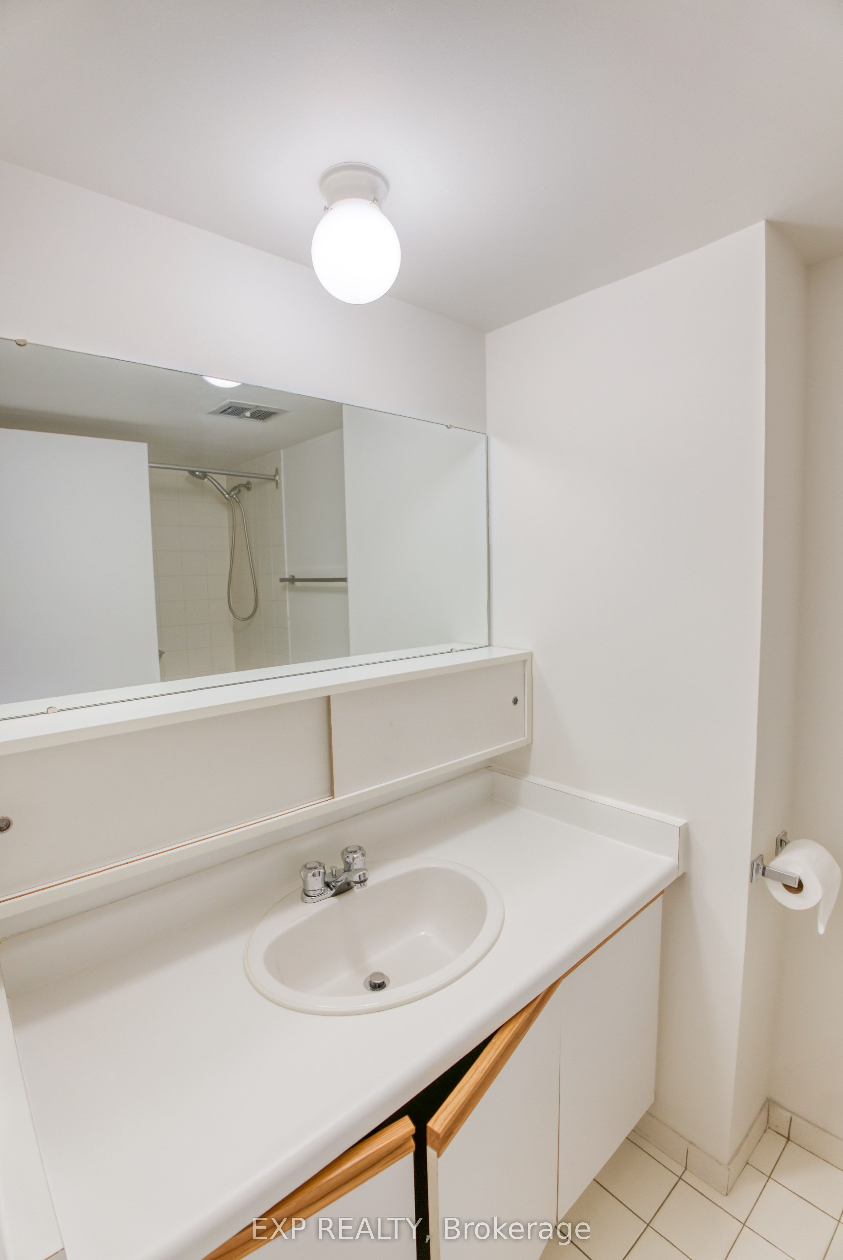 #204 - 475 Laurier Avenue Property Photo 16