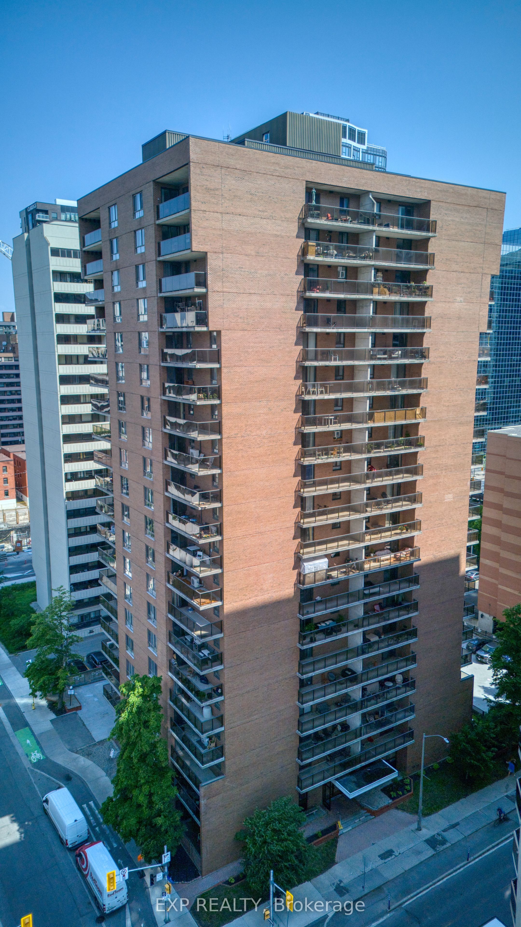 #204 - 475 Laurier Avenue Property Photo 25